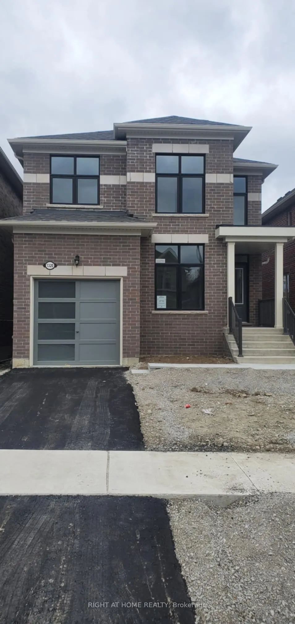1320 Davis Loop