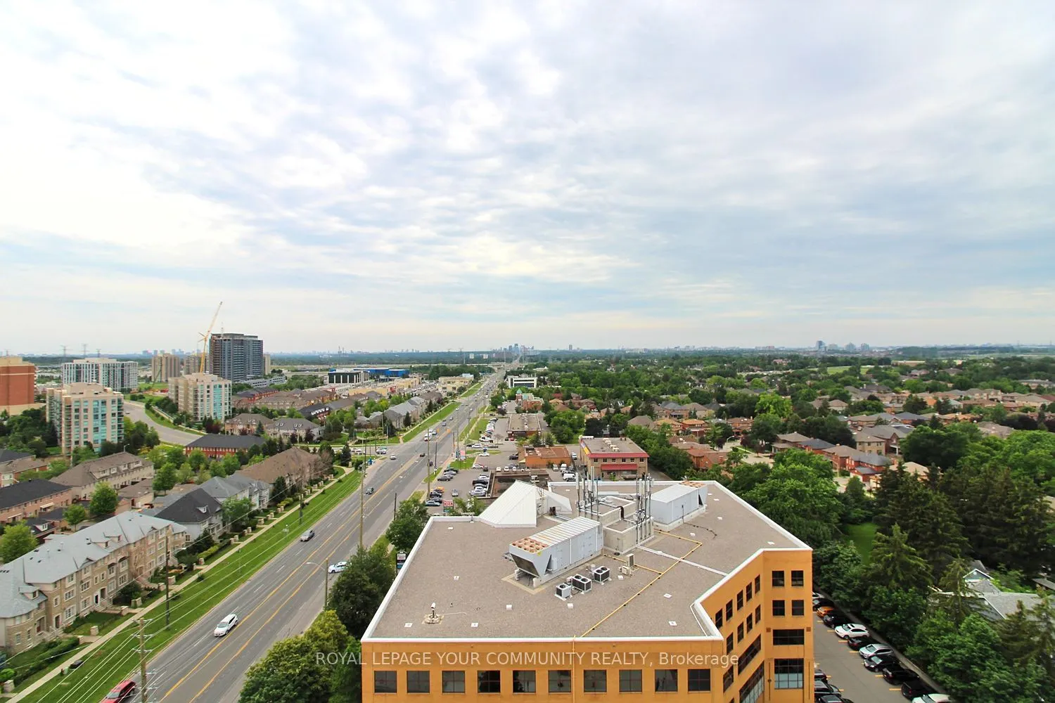 9088 Yonge Street, #LPH 5A