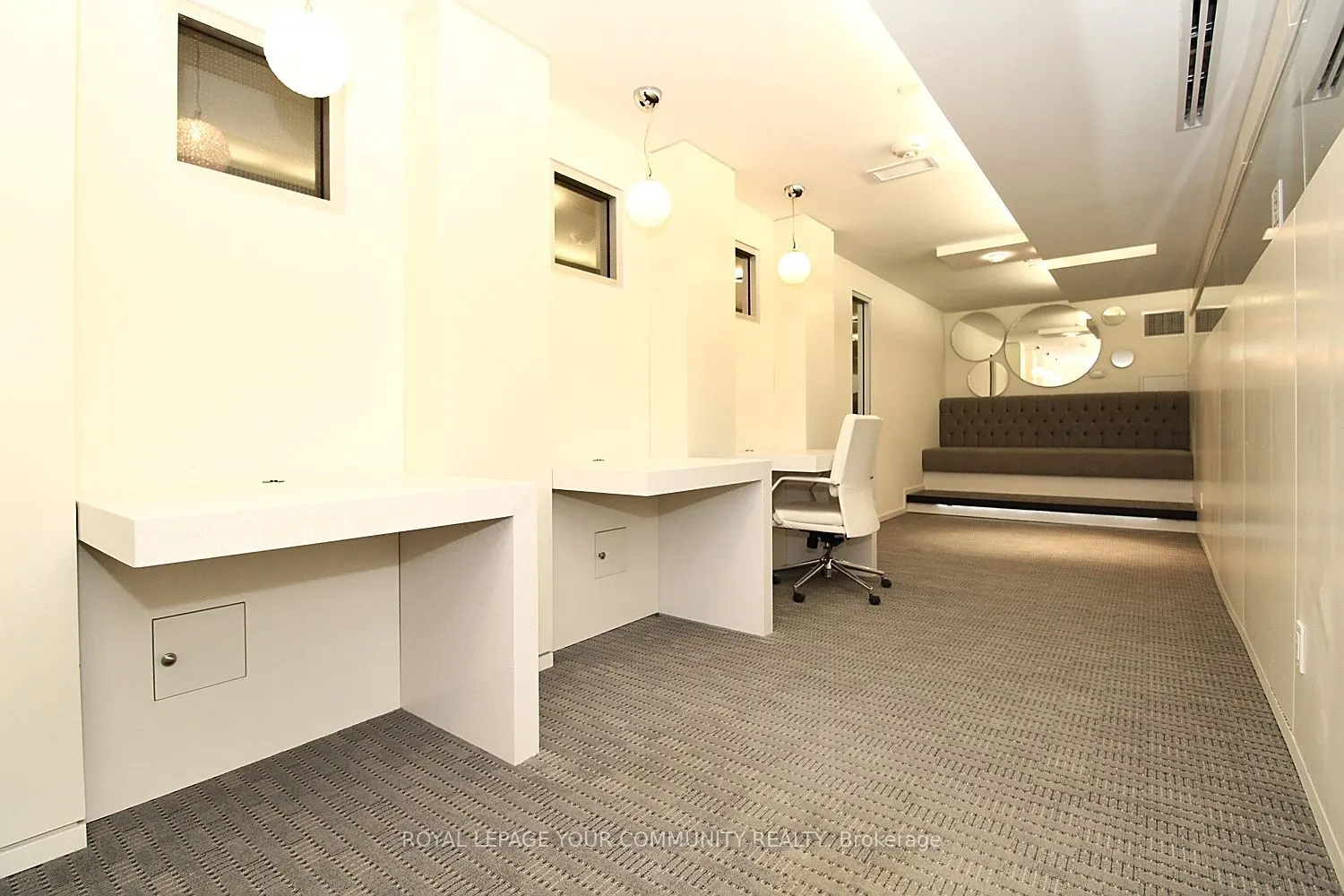 9088 Yonge Street, #LPH 5A