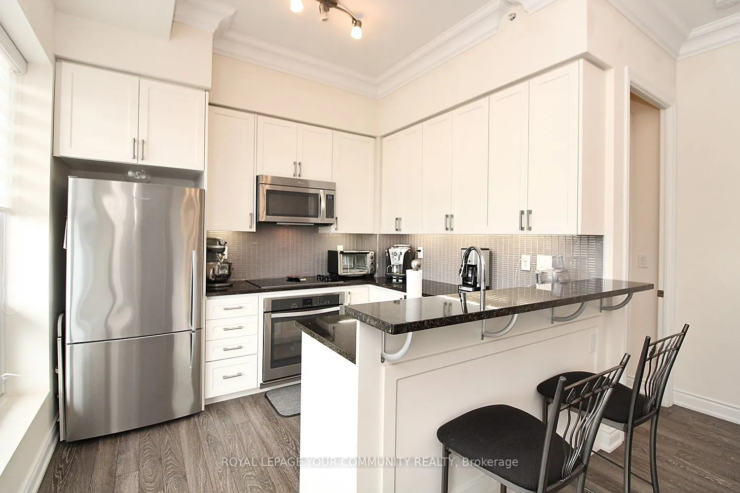 9088 Yonge Street, #LPH 5A