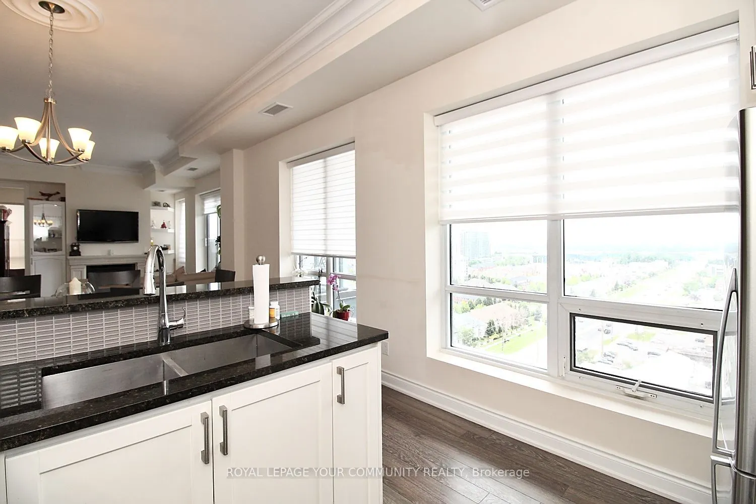 9088 Yonge Street, #LPH 5A
