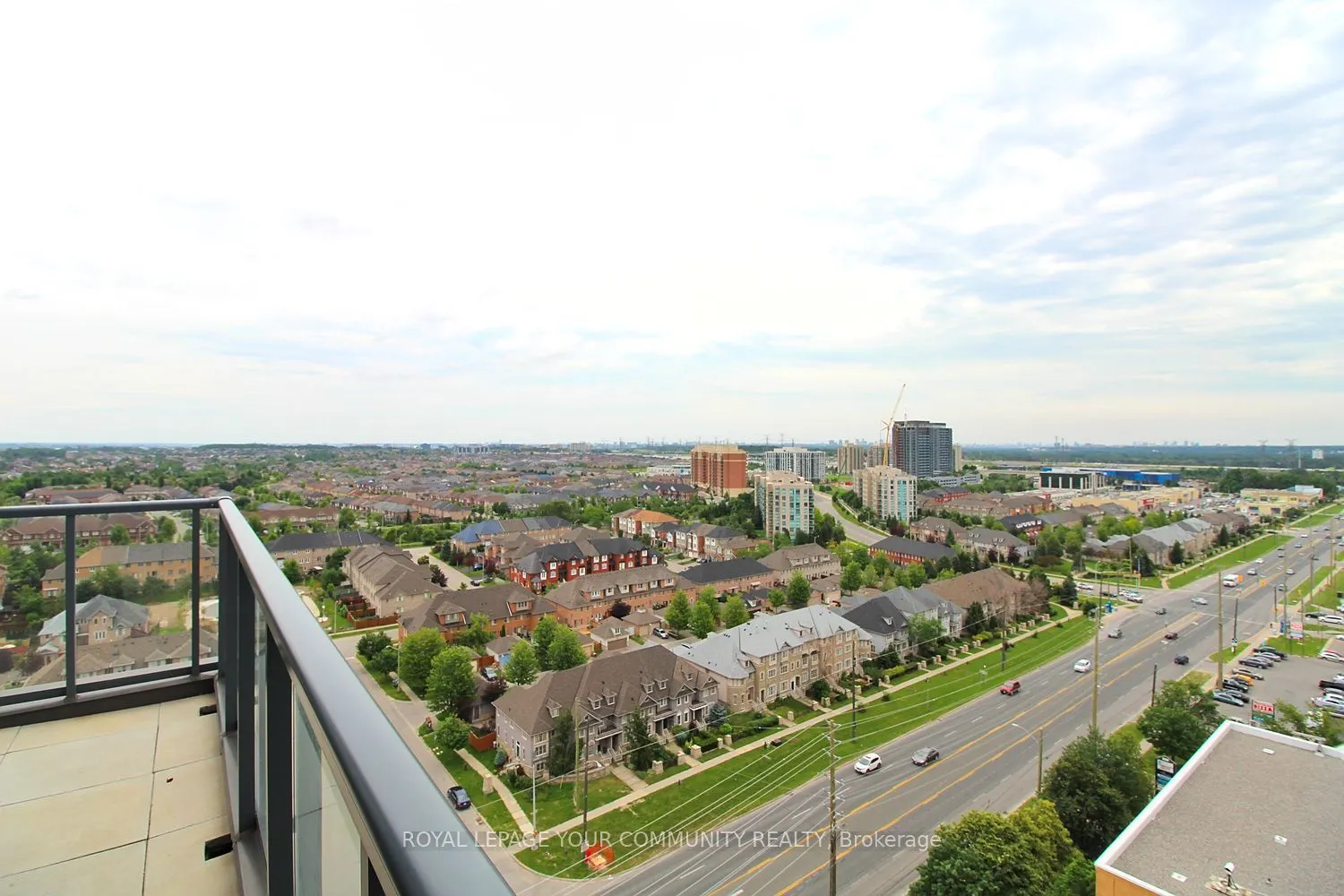 9088 Yonge Street, #LPH 5A