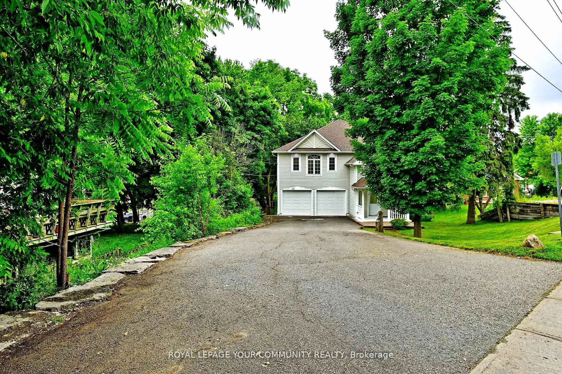 50 The Queensway S
