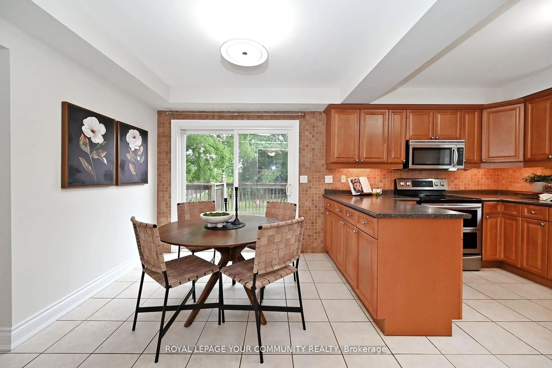 50 The Queensway S