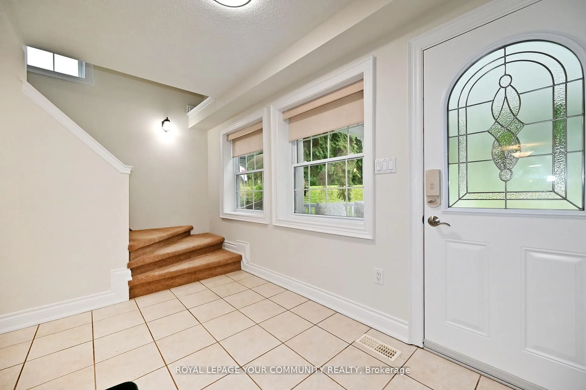 50 The Queensway S