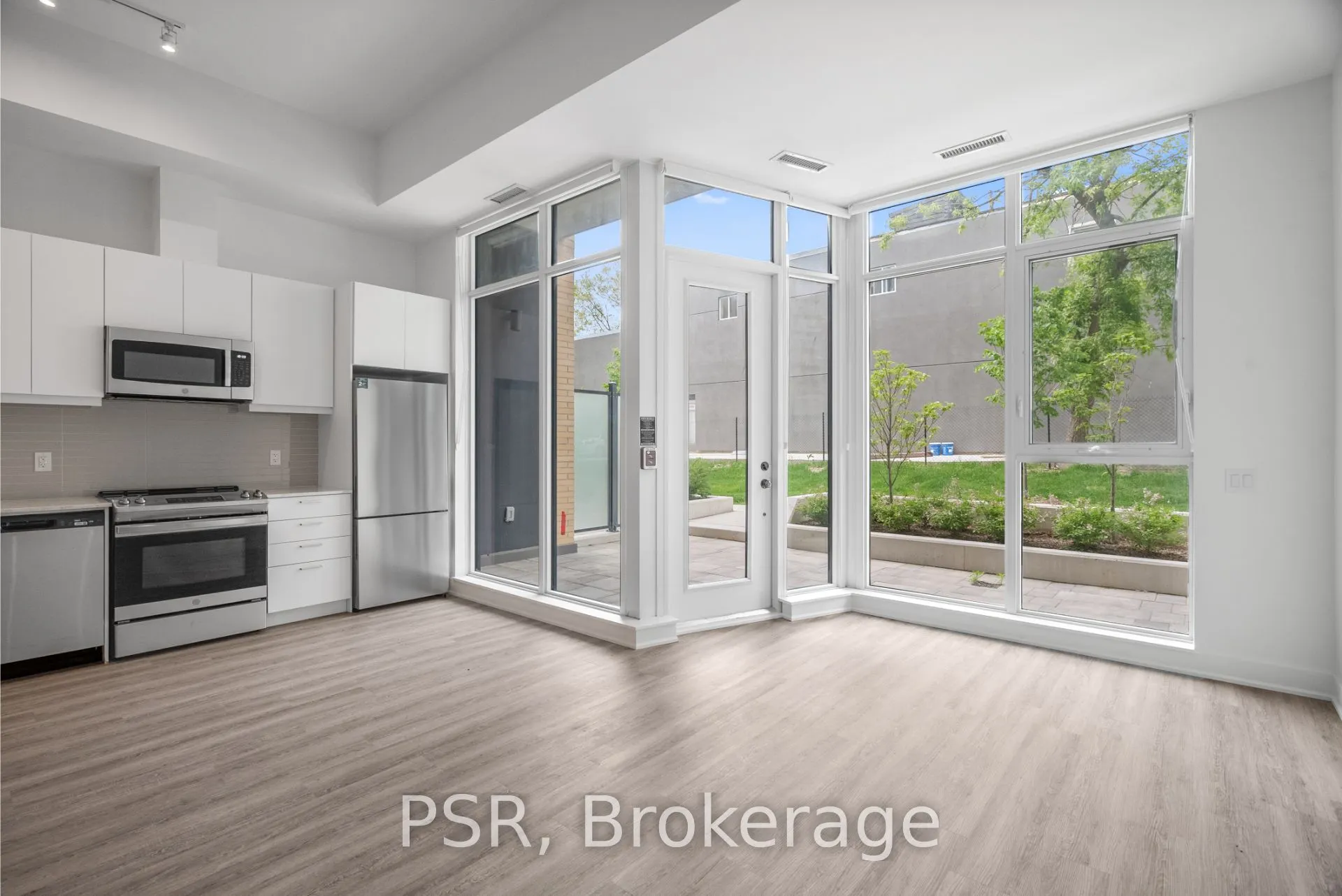 200 Deerfield Road, #110