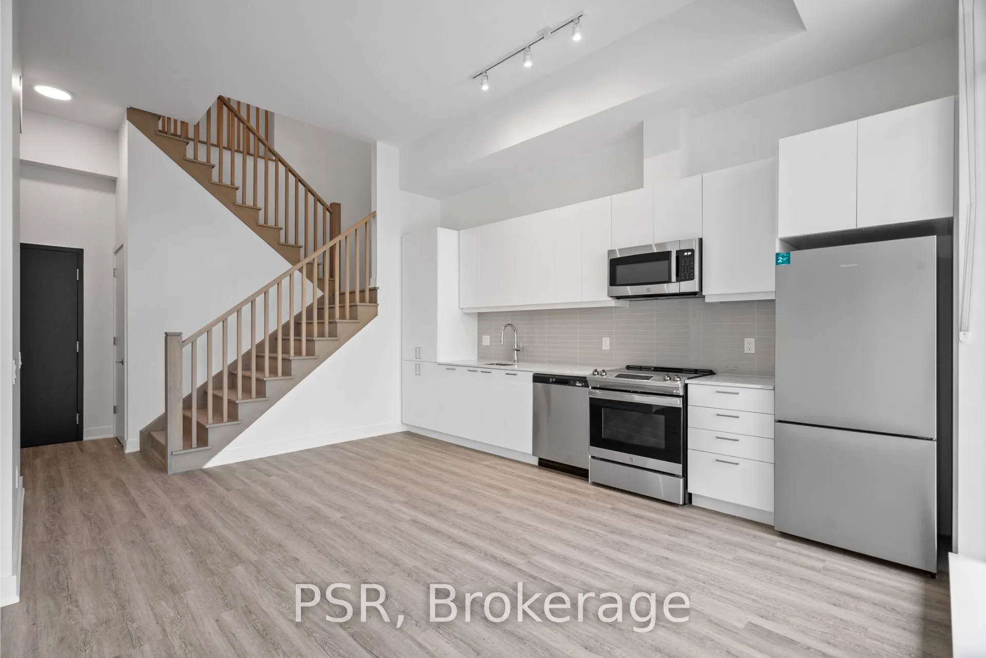 200 Deerfield Road, #110