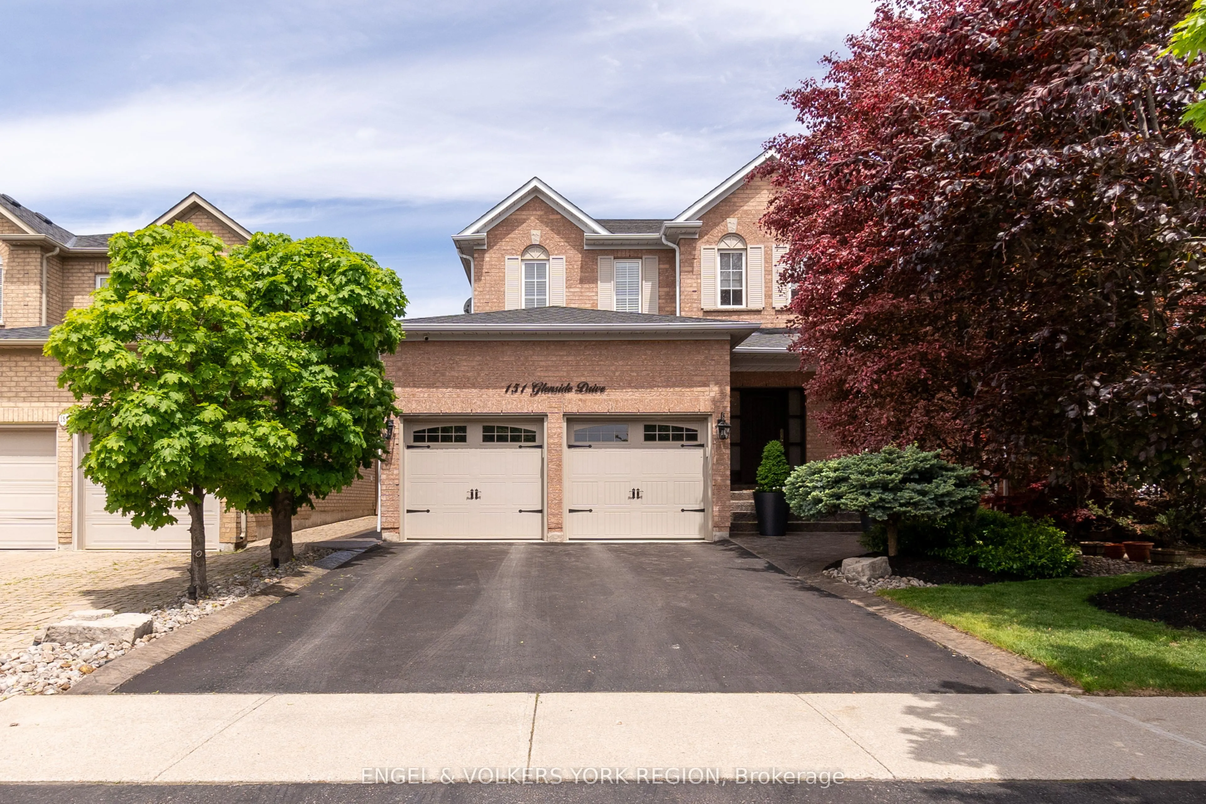 151 Glenside Drive