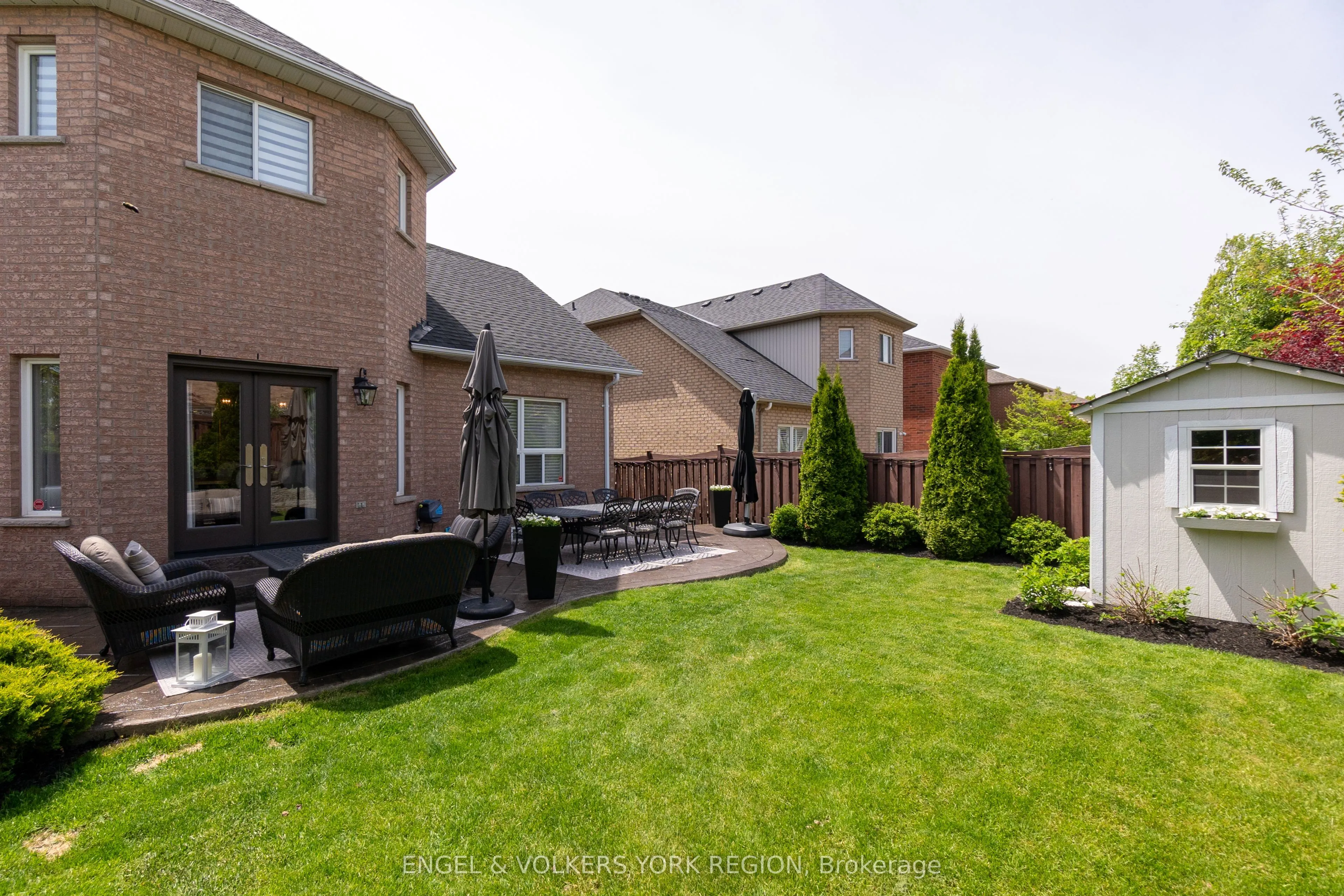 151 Glenside Drive