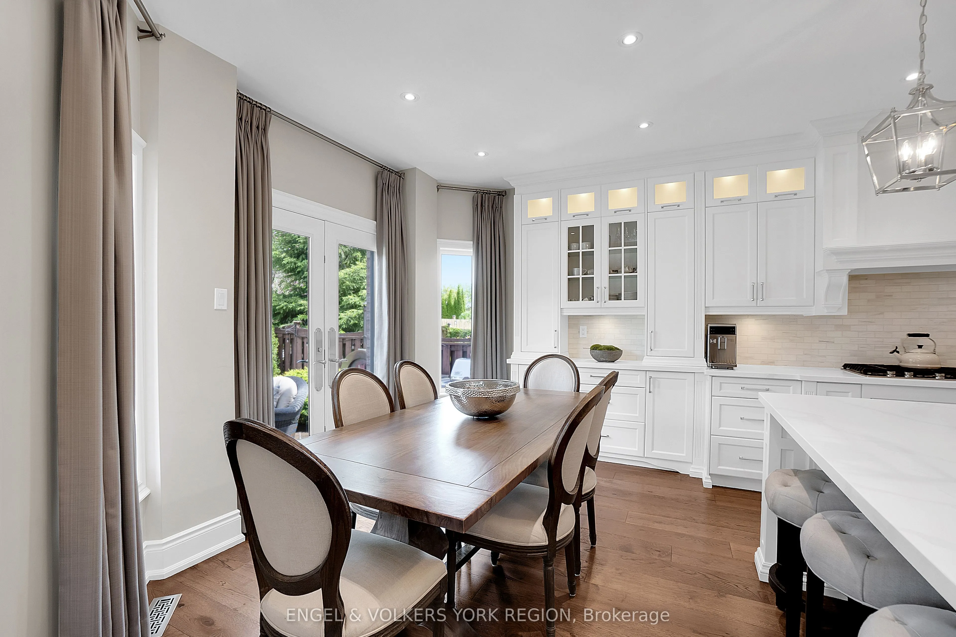 151 Glenside Drive