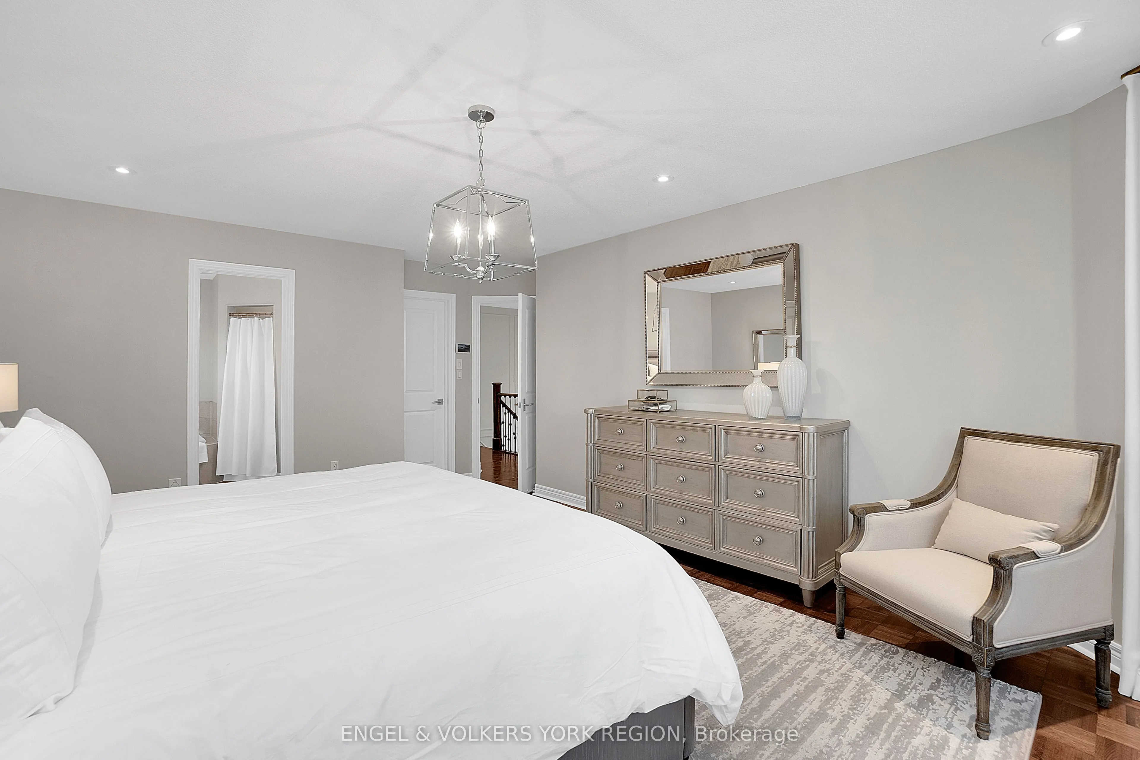 151 Glenside Drive