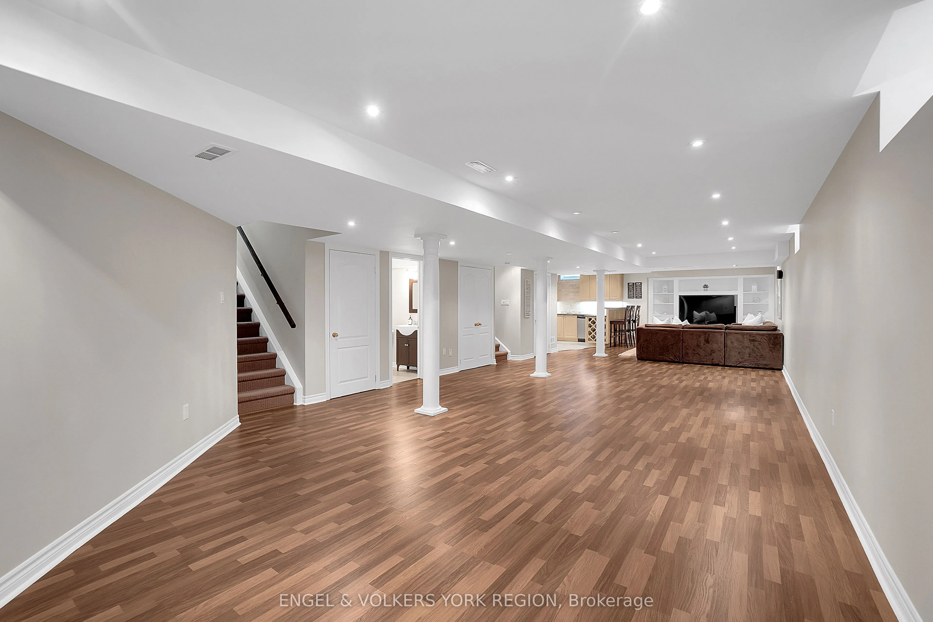 151 Glenside Drive