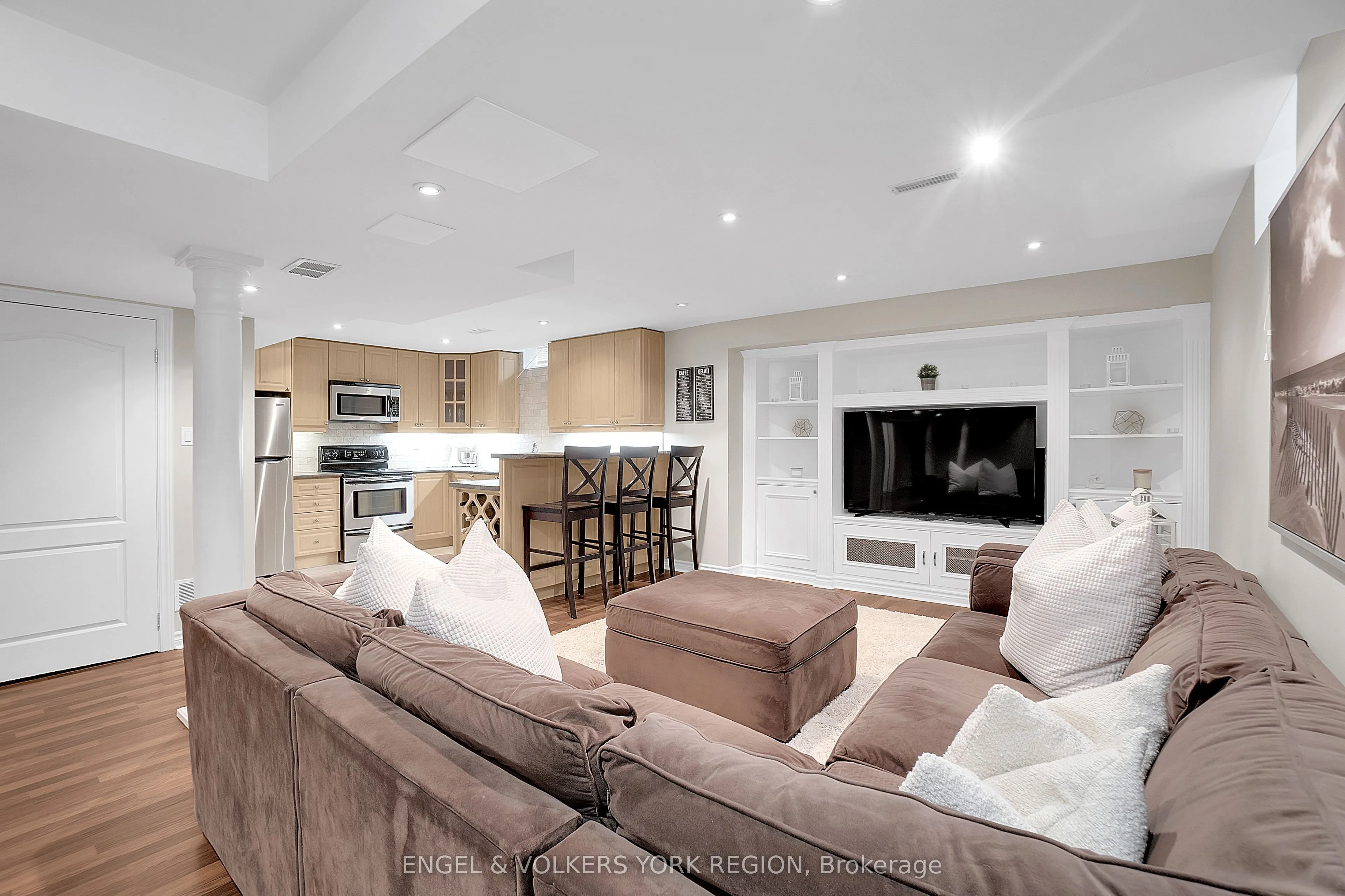 151 Glenside Drive