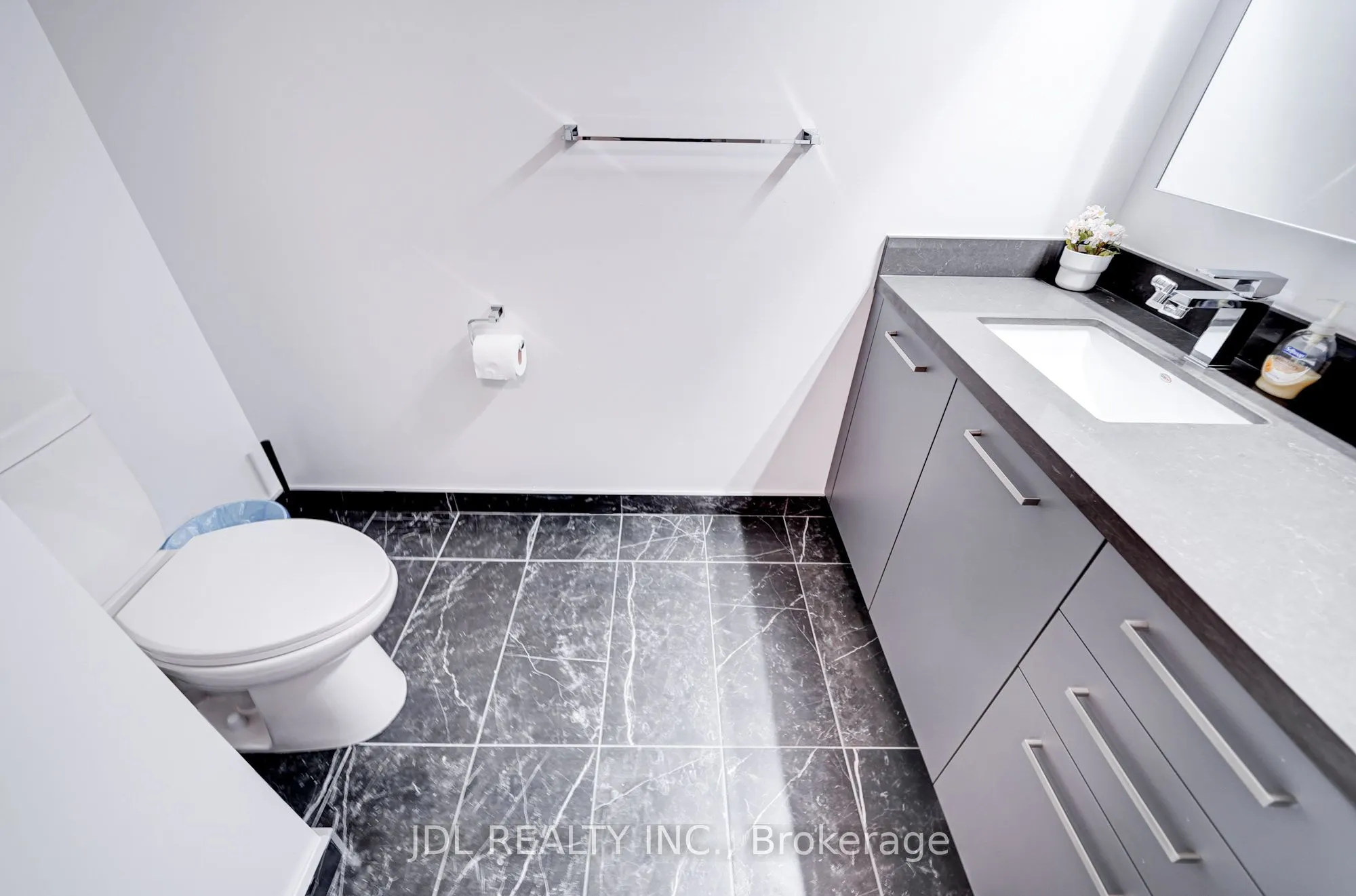 38 Gandhi Lane, #D 208