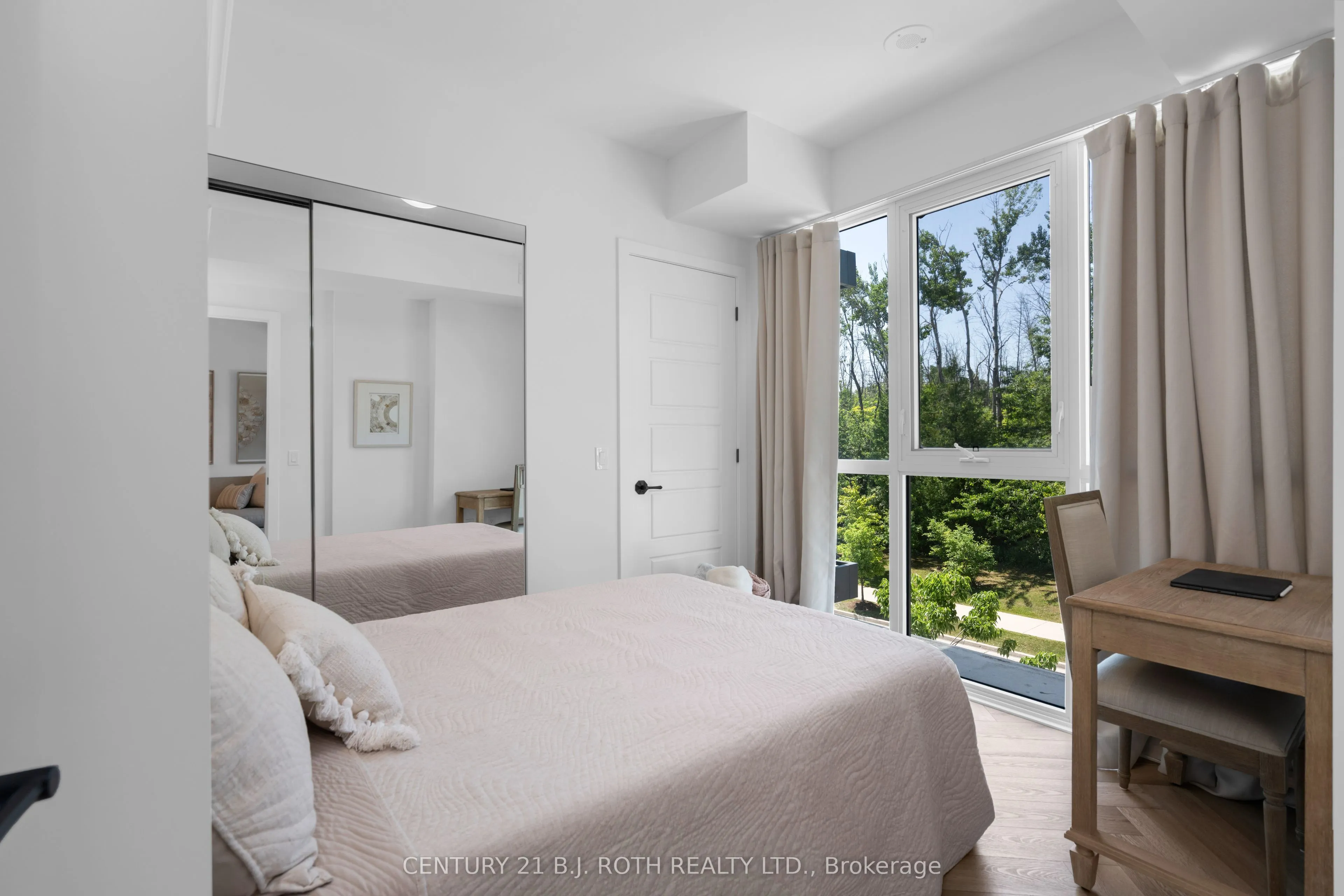 415 Sea Ray Avenue, #247