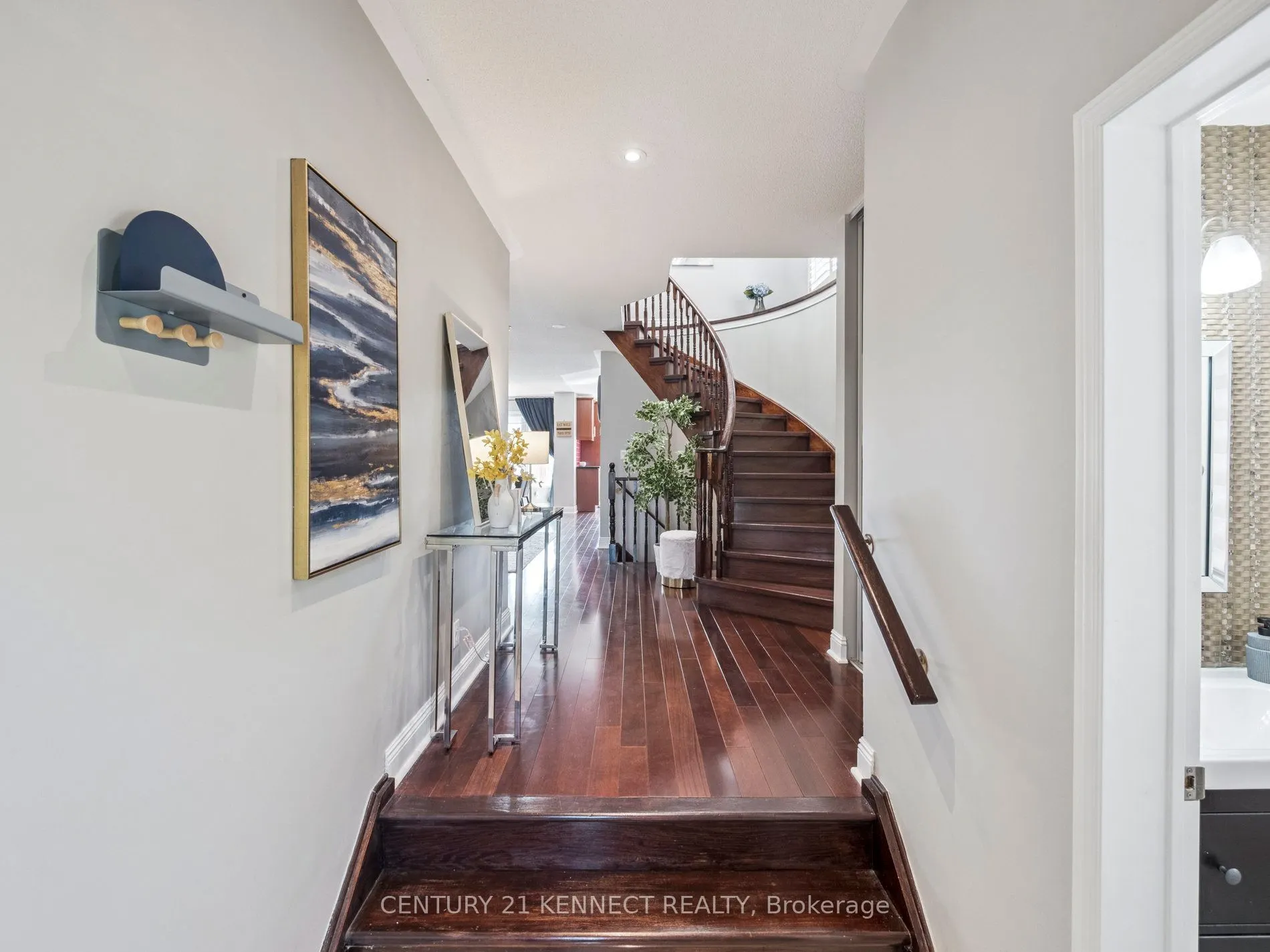 69 Silver Stream Avenue