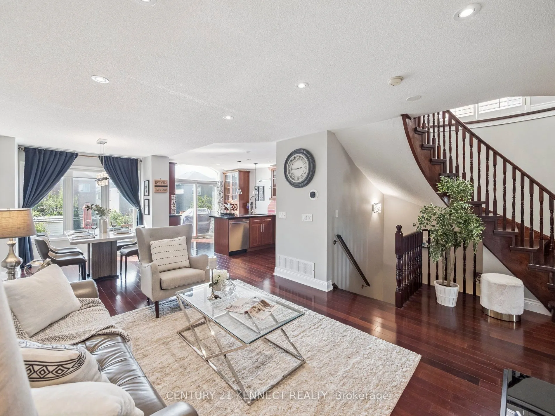 69 Silver Stream Avenue