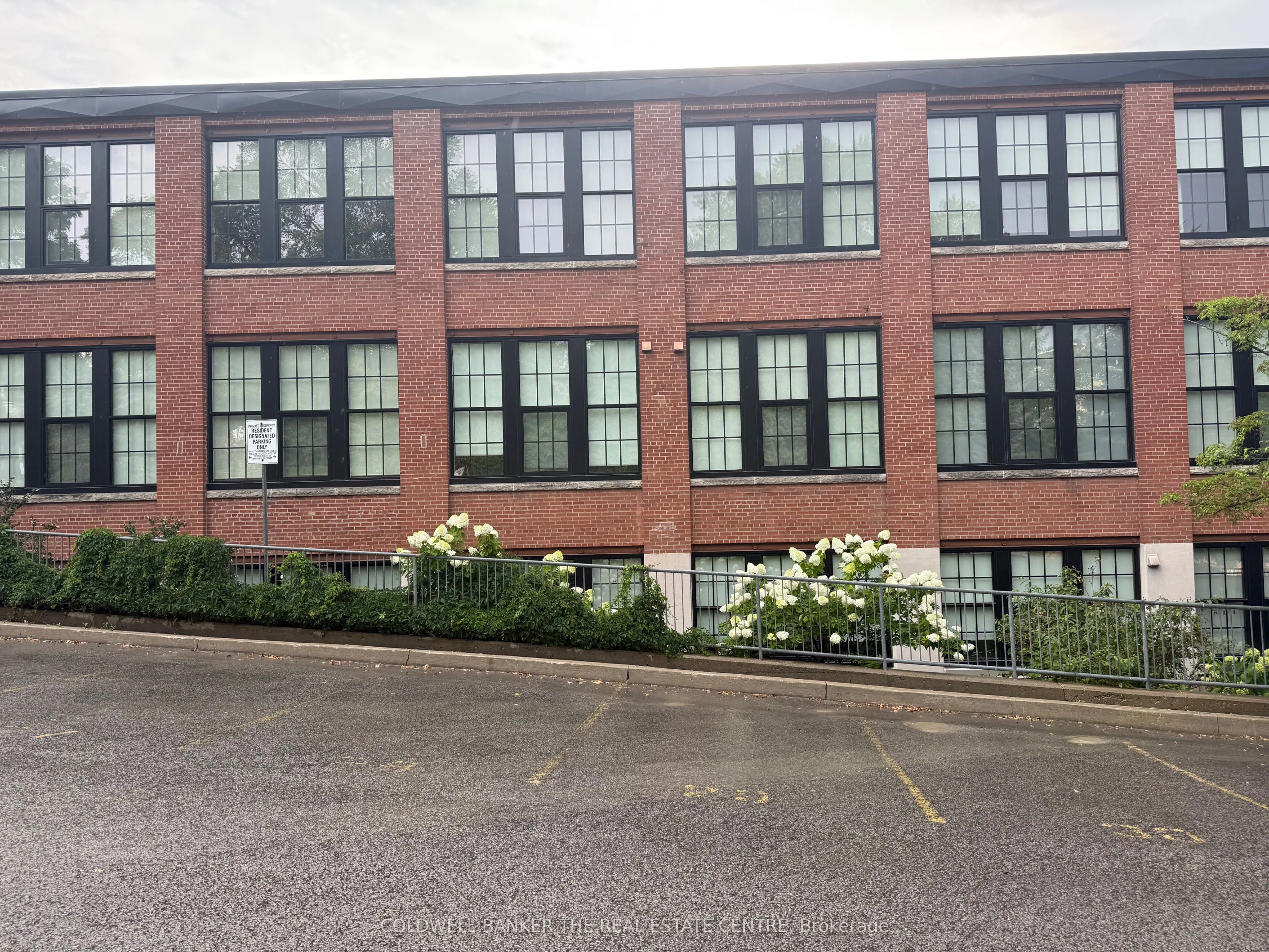 543 Timothy Street, #301