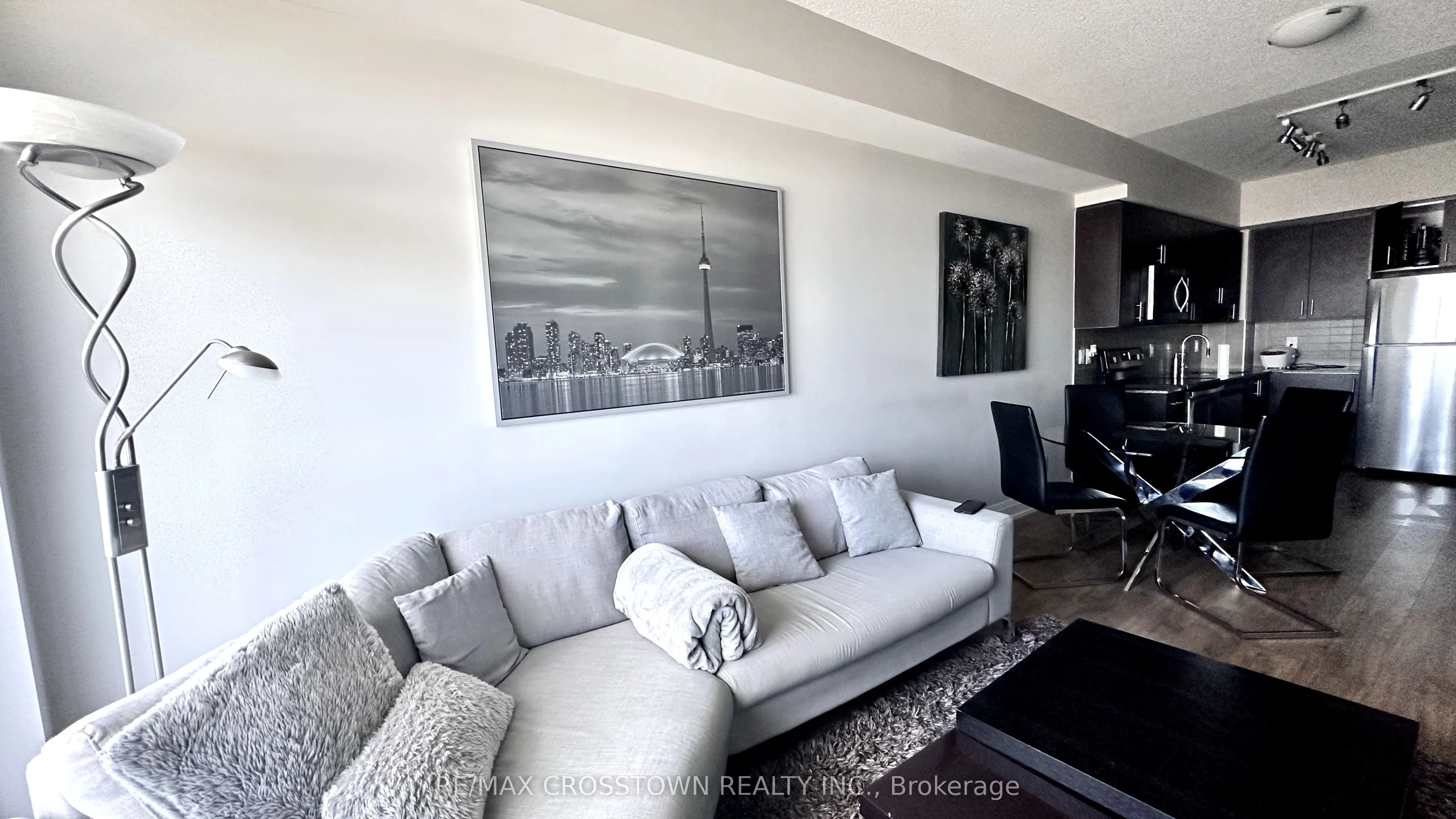 3600 Highway 7, #2209