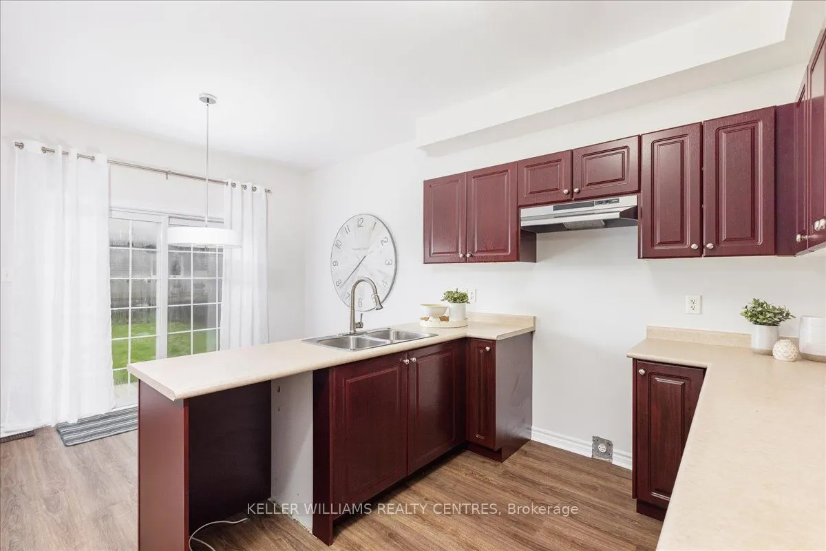 3 Laurelbank Crescent