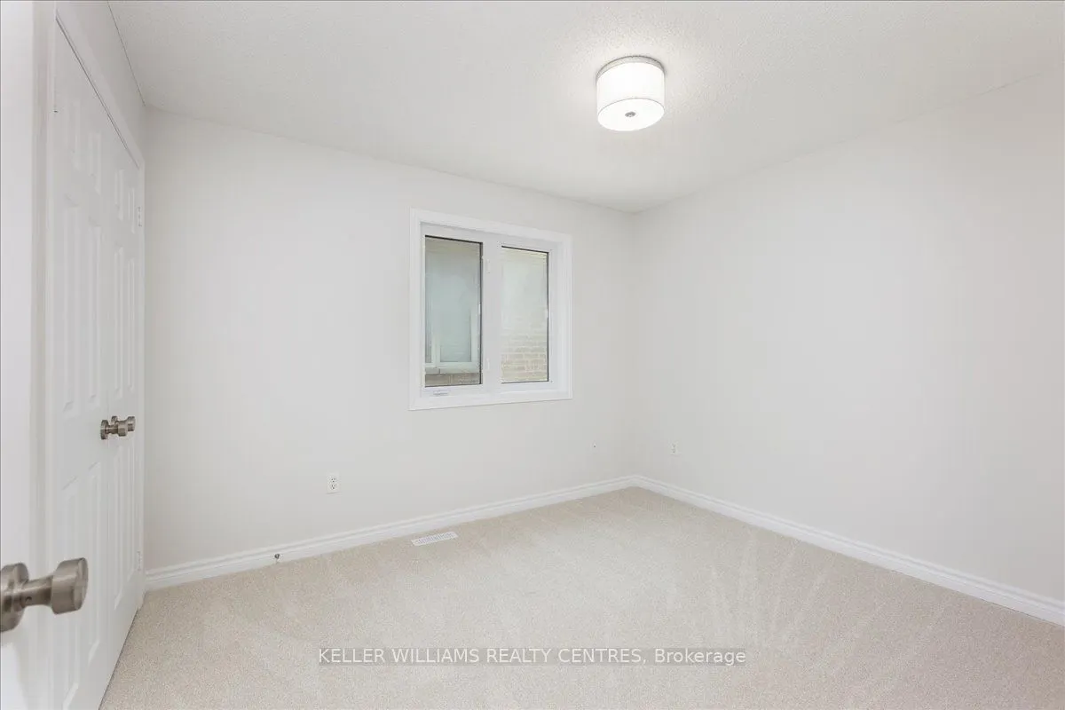 3 Laurelbank Crescent