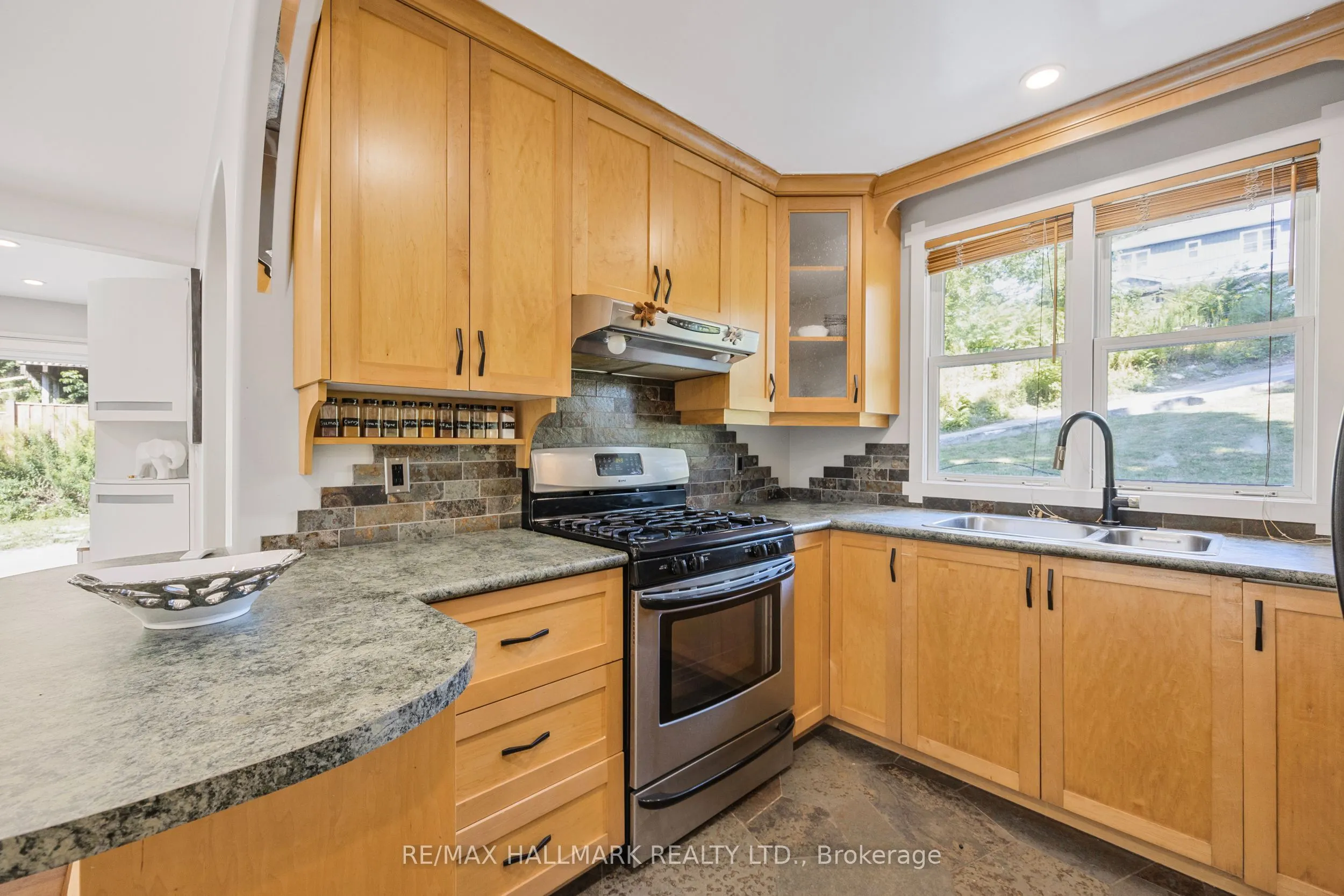 31 Mitchell Avenue