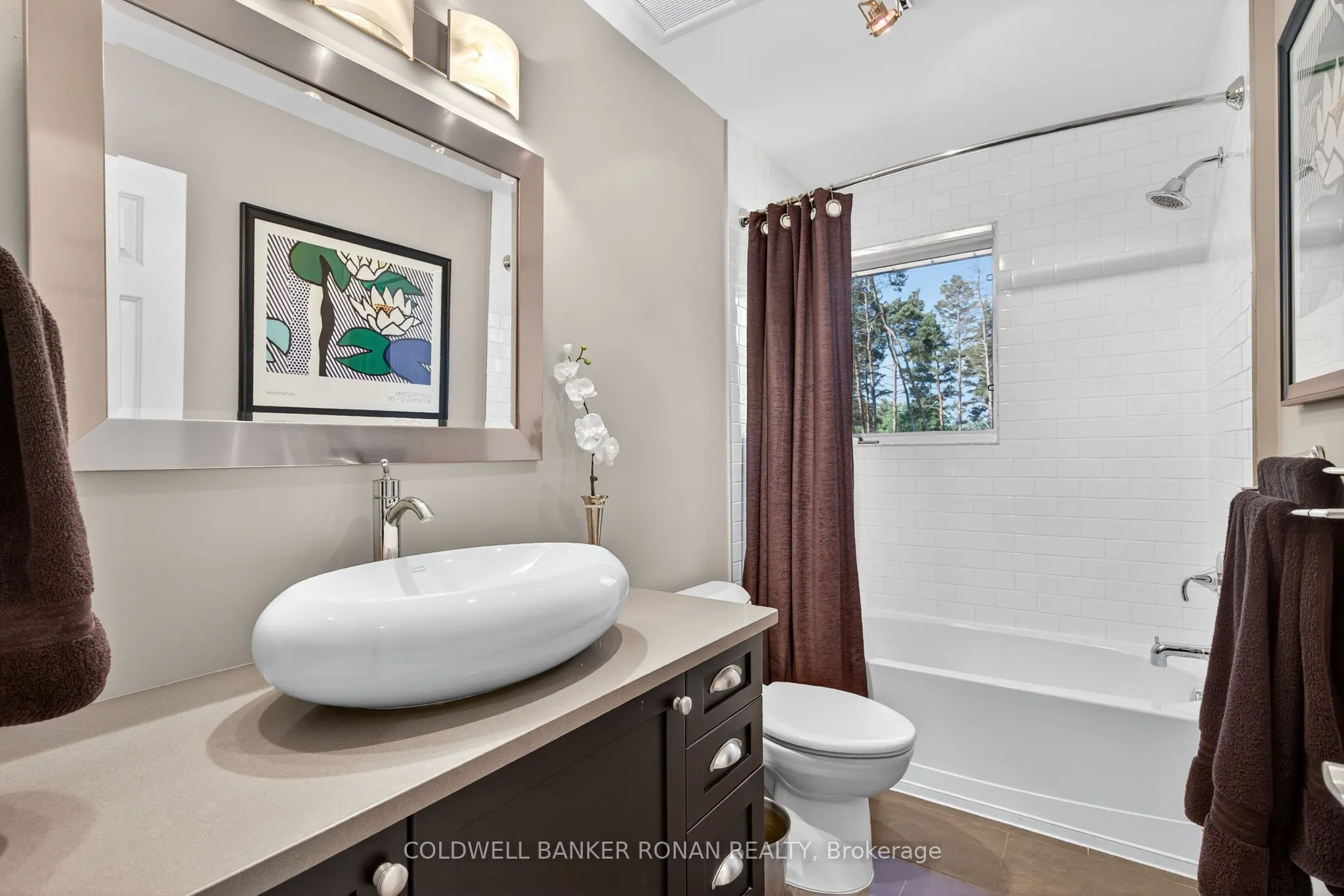6 Pyne Hills Court