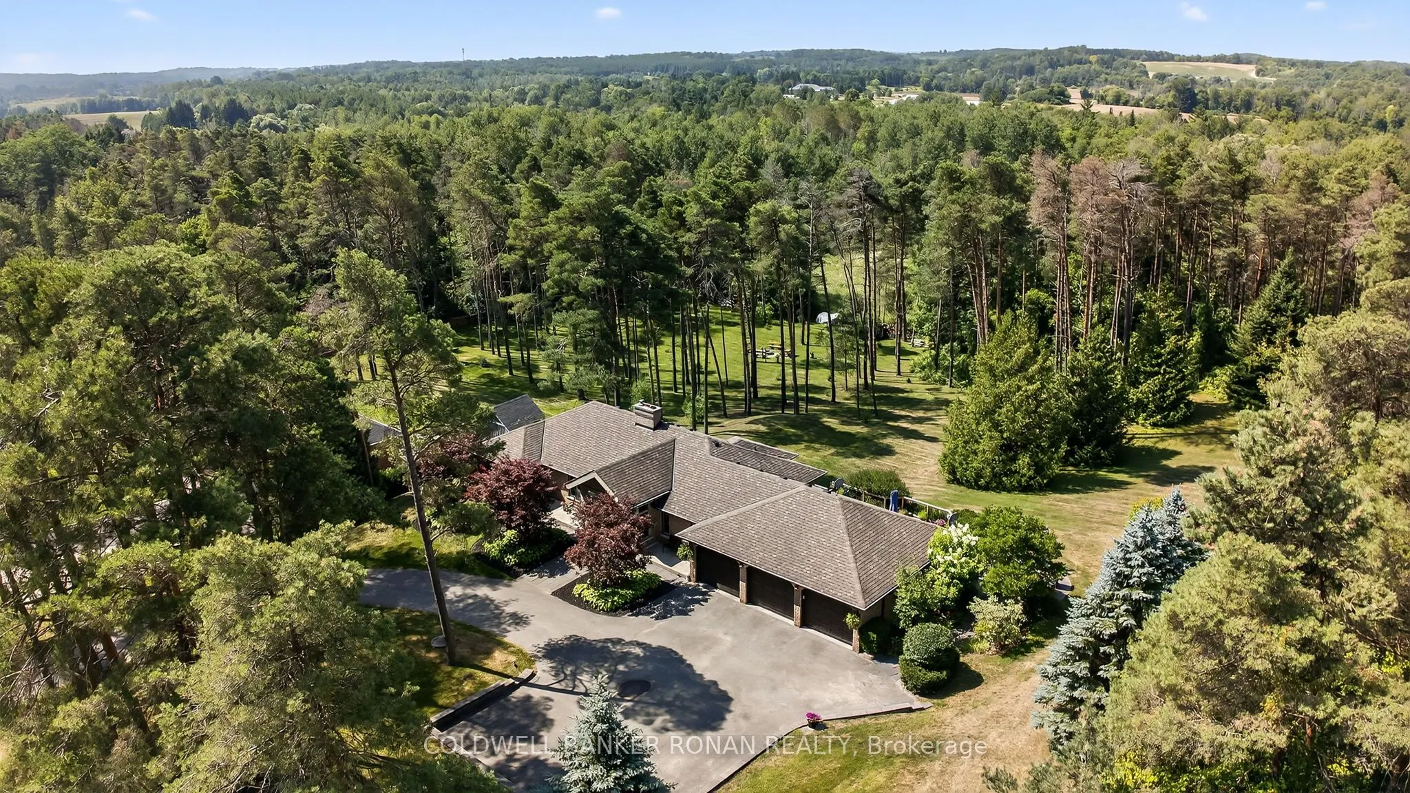 6 Pyne Hills Court