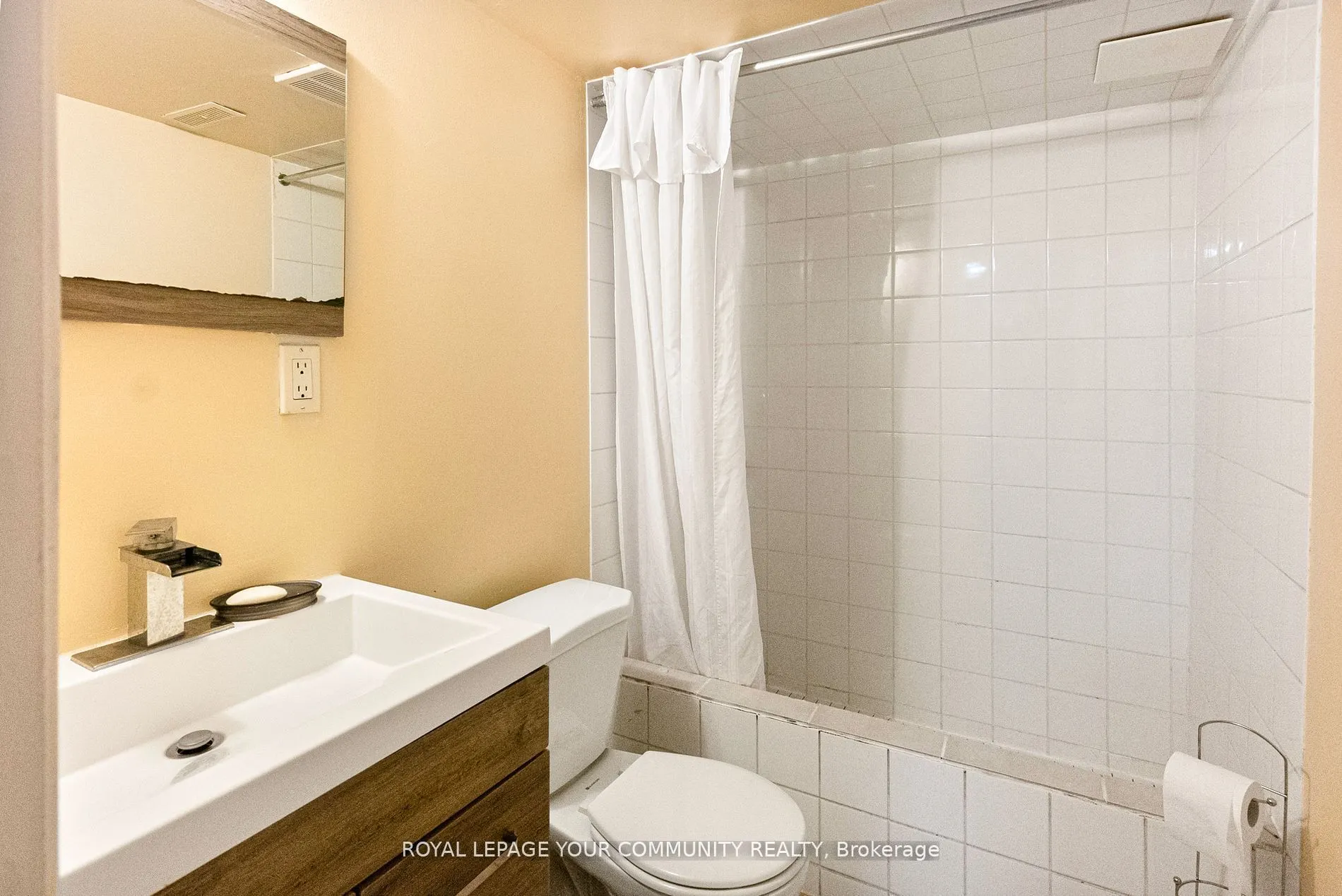 36 Umbria Crescent, #Bsmt
