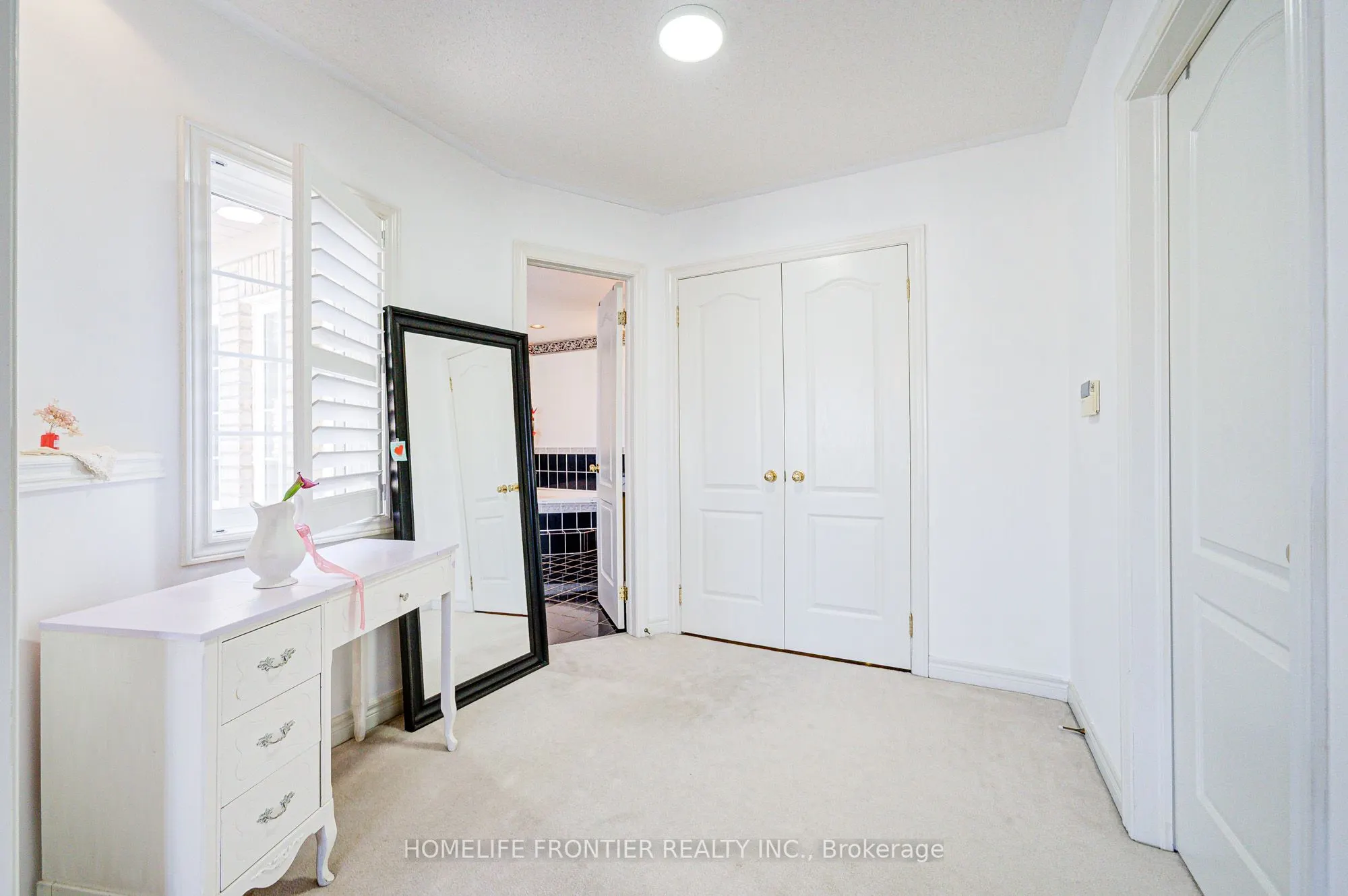 190 Forestwood Street
