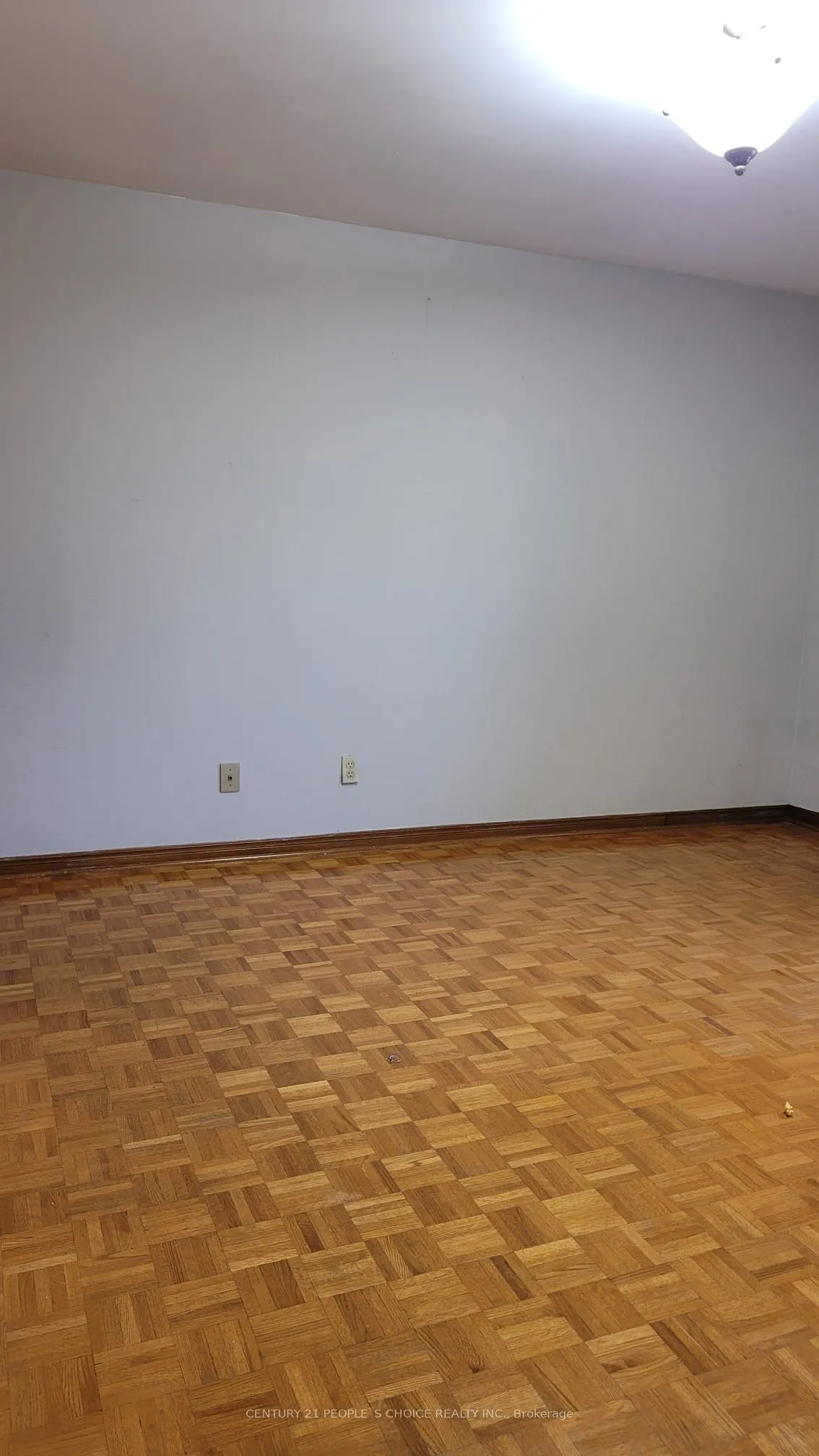 2 Agincourt Road, #Main