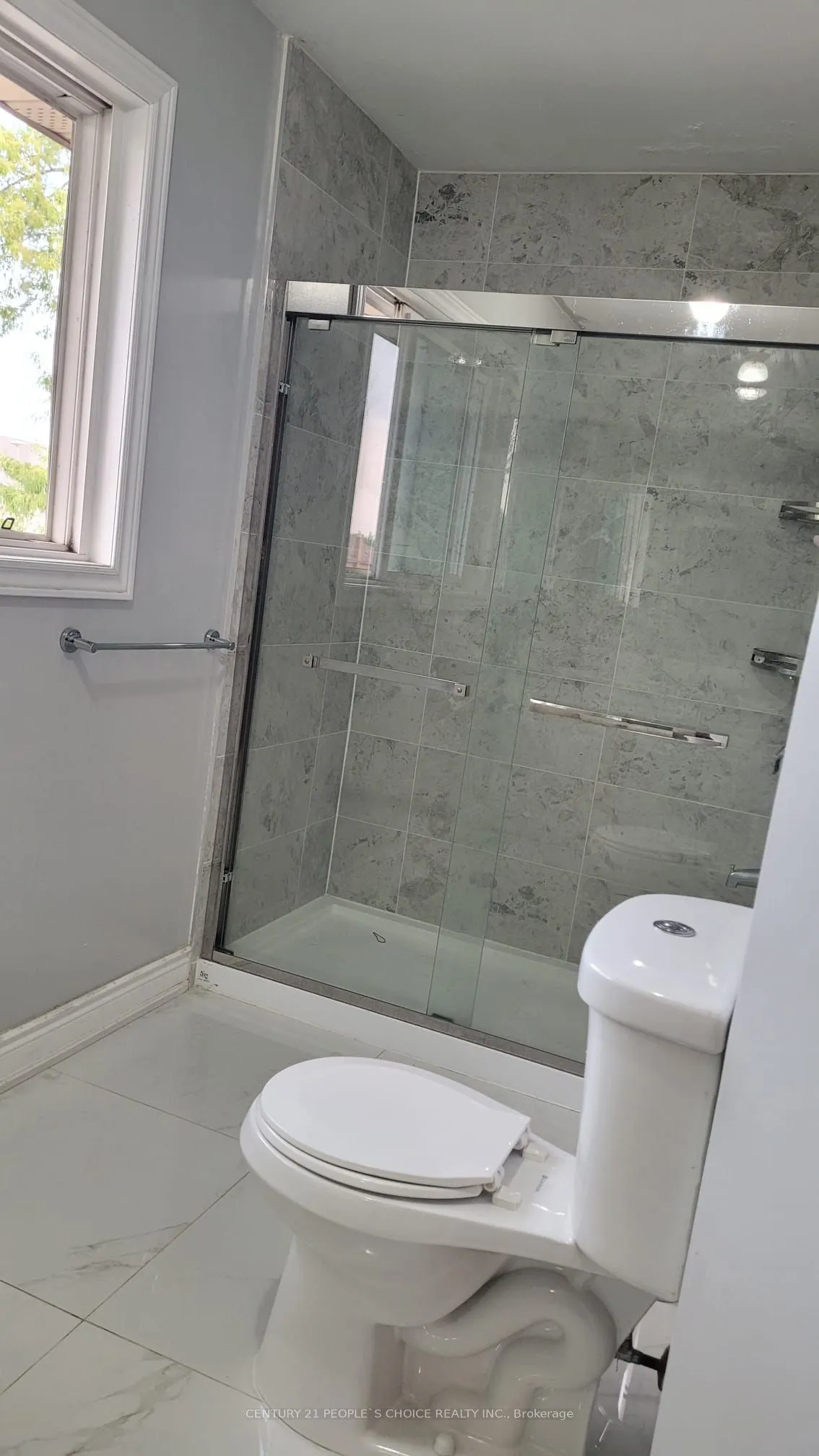 2 Agincourt Road, #Main