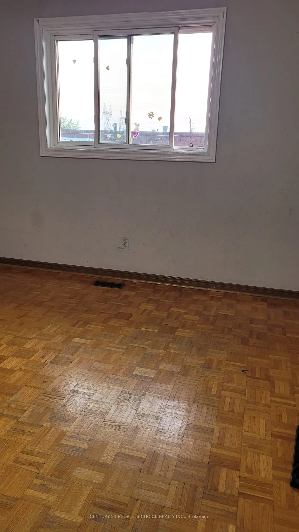 2 Agincourt Road, #Main