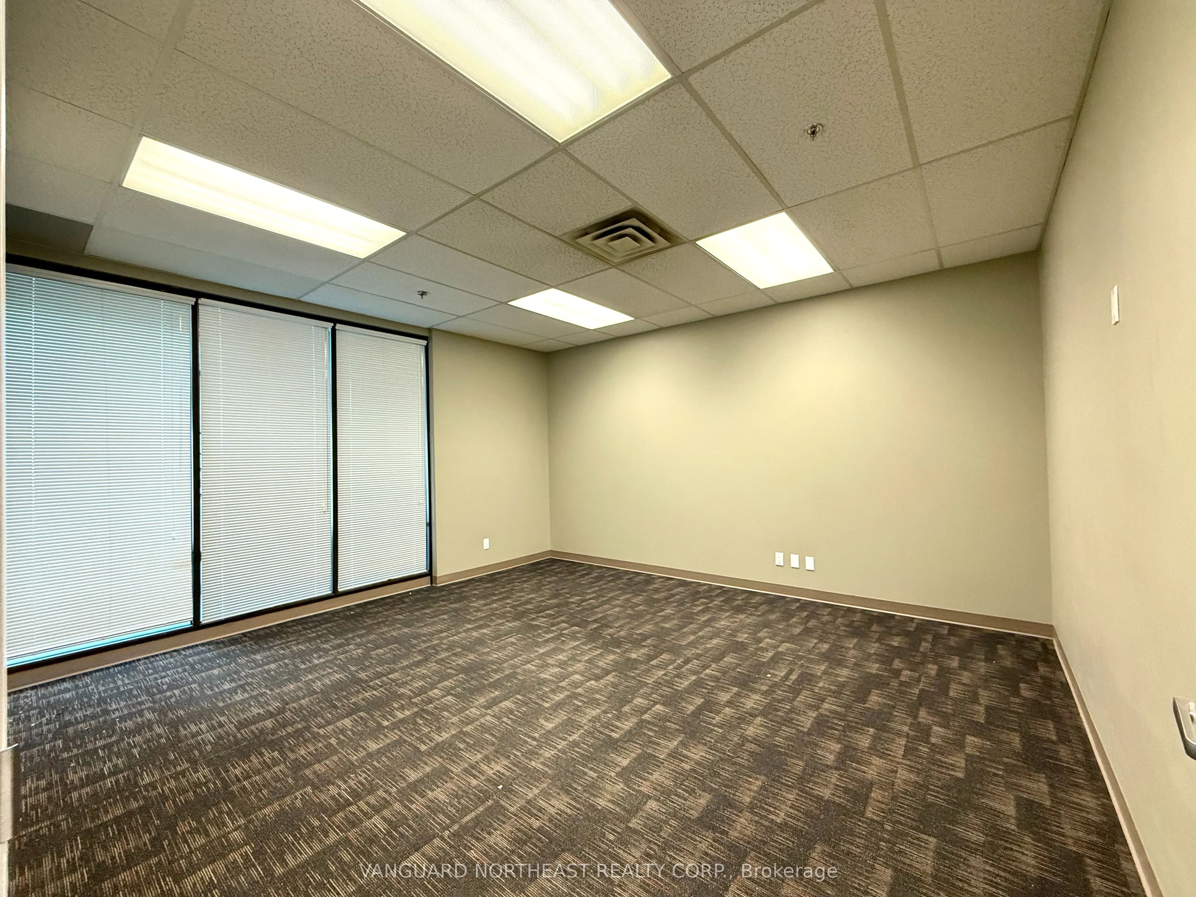 25 Valleywood Drive, #7