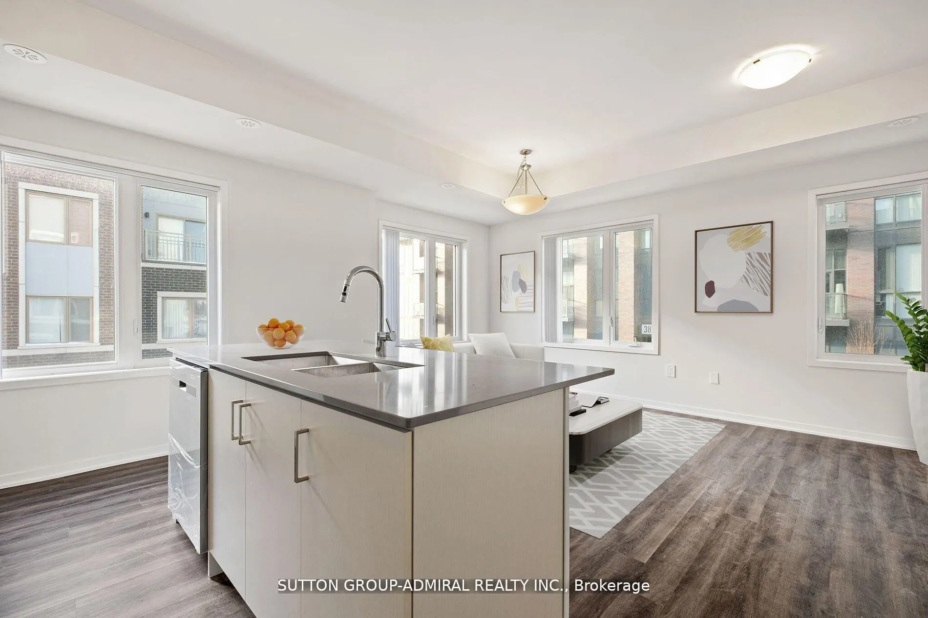 39 Honeycrisp Crescent, #TH73