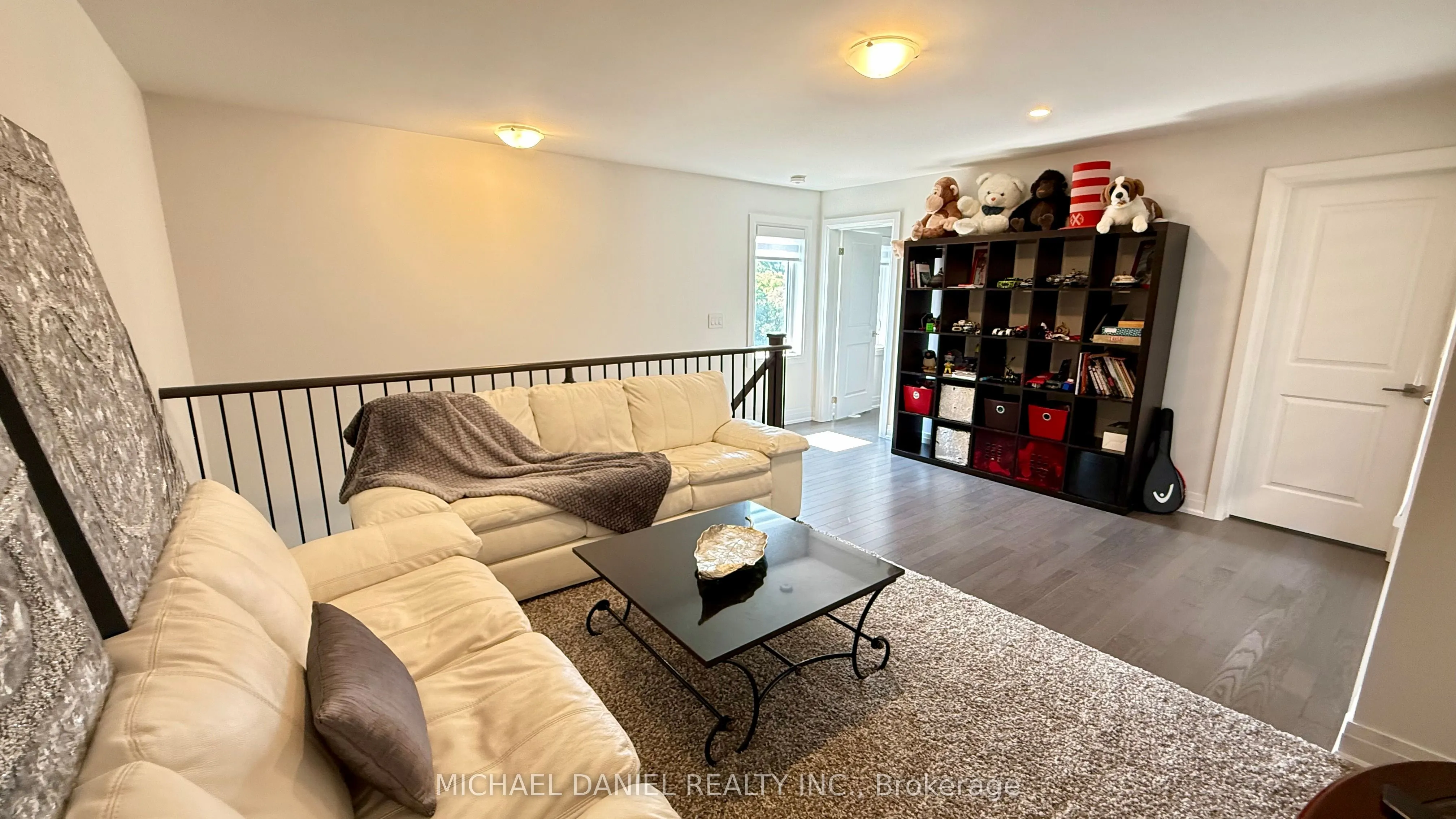 571 New England Court