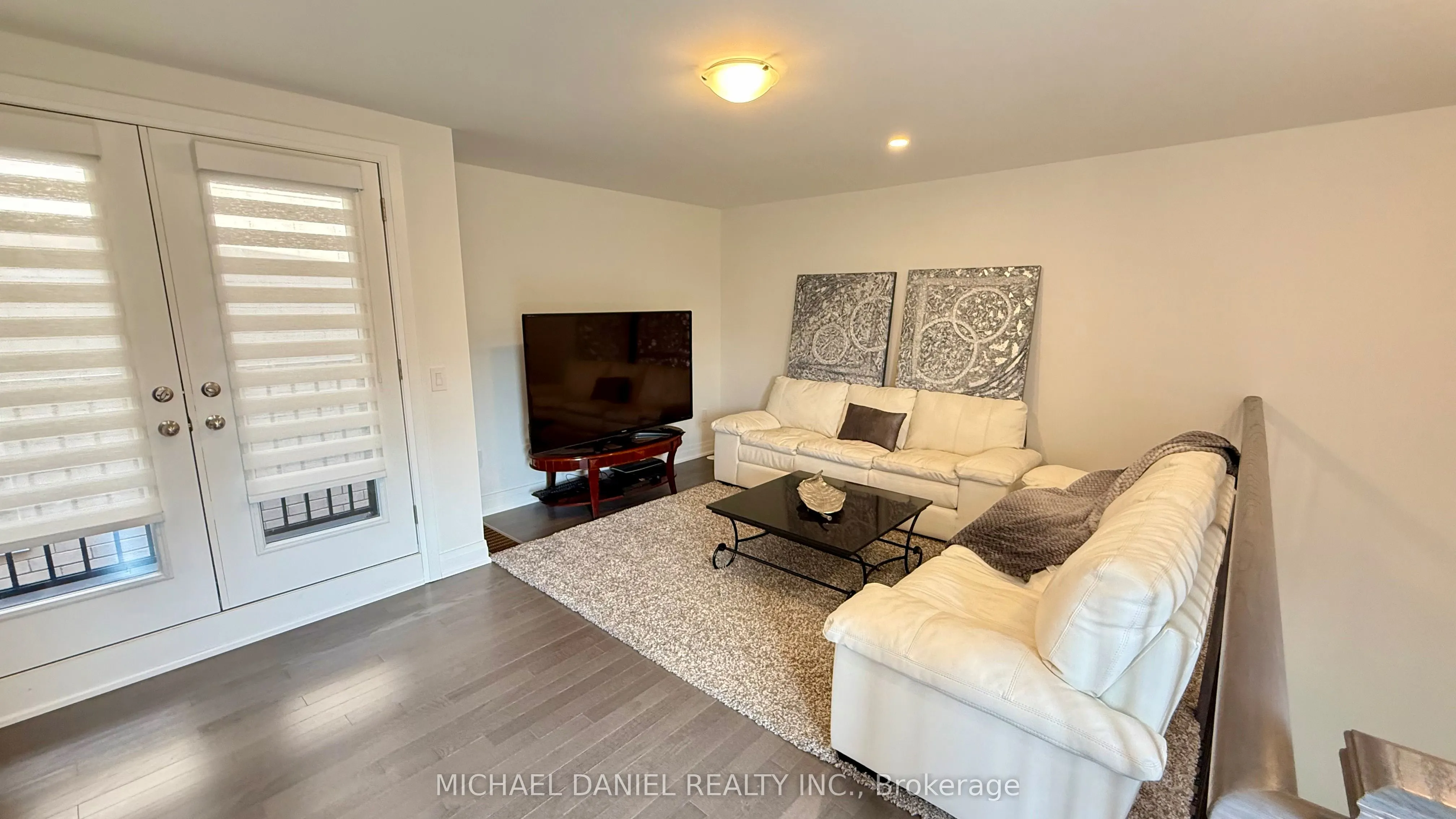 571 New England Court