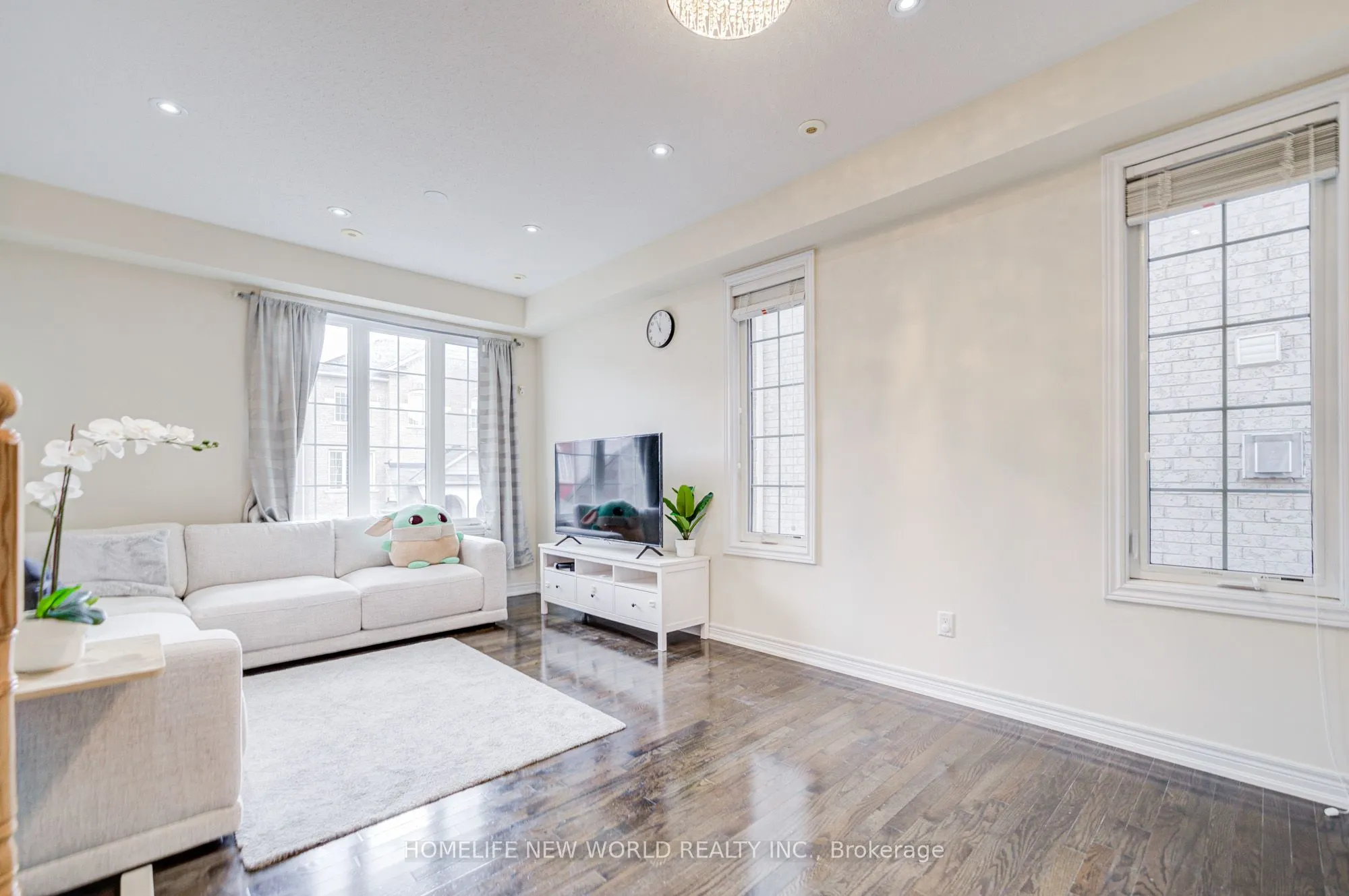 14 Highbury Court