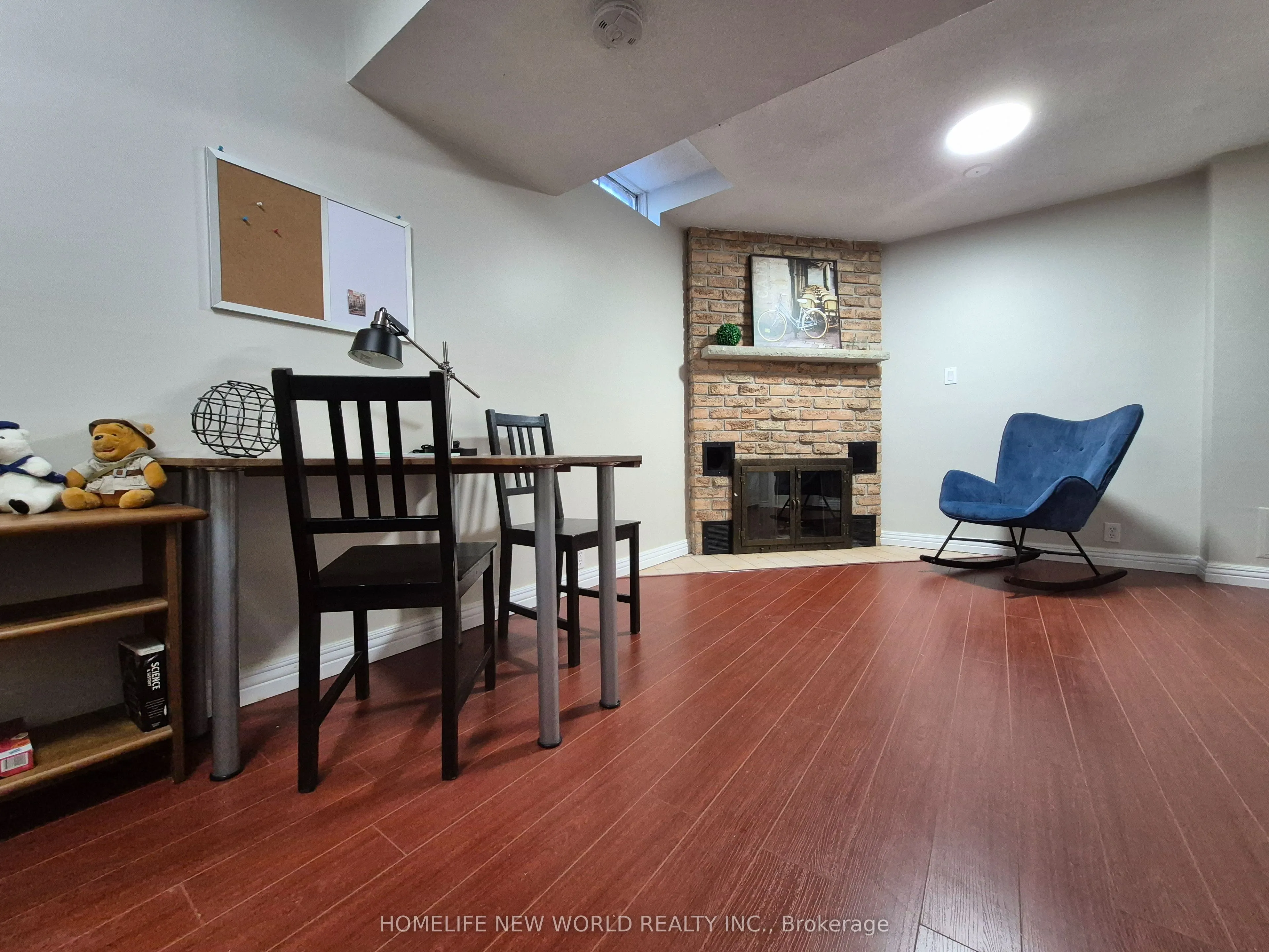 88 Madsen Crescent