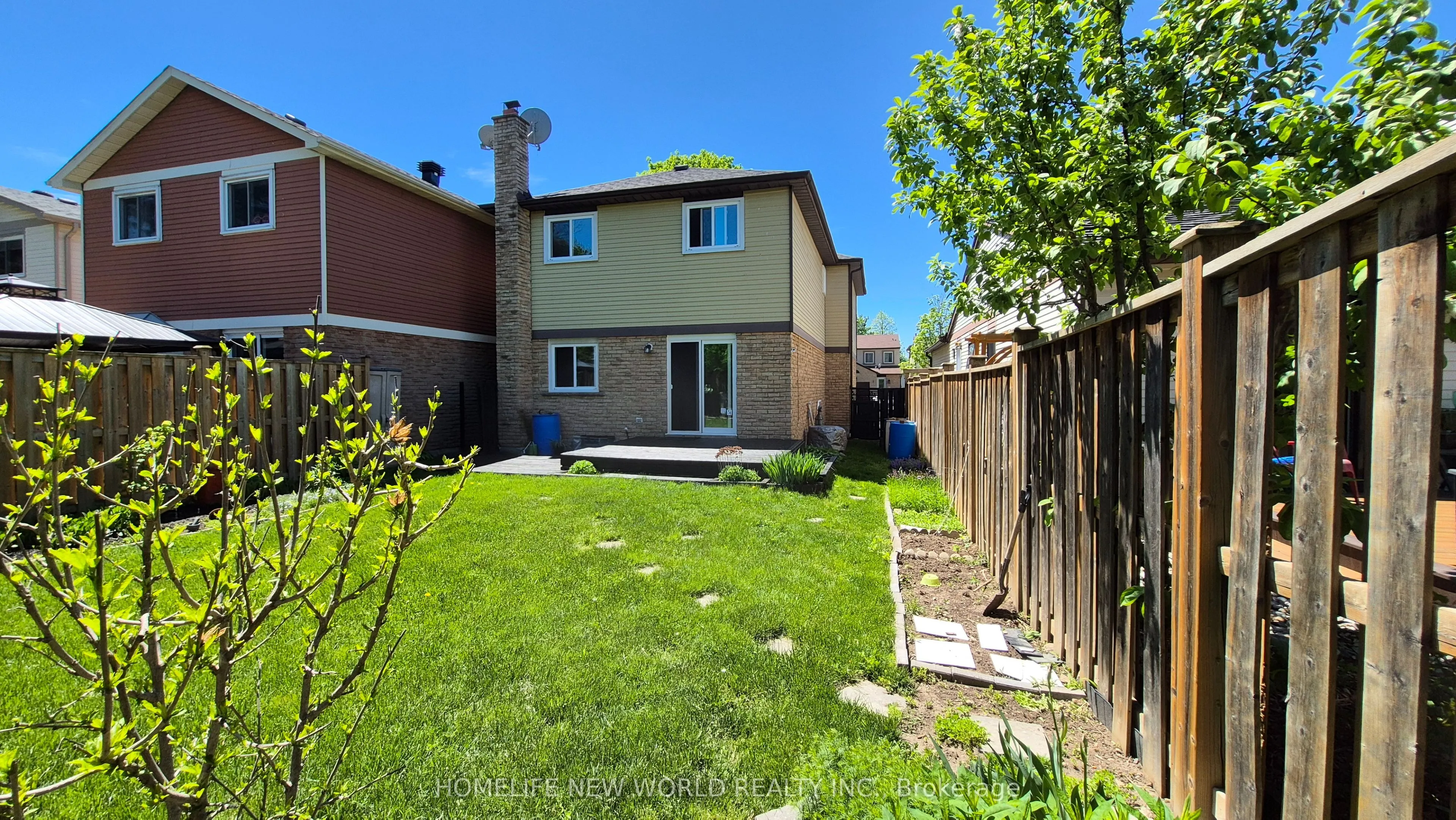 88 Madsen Crescent