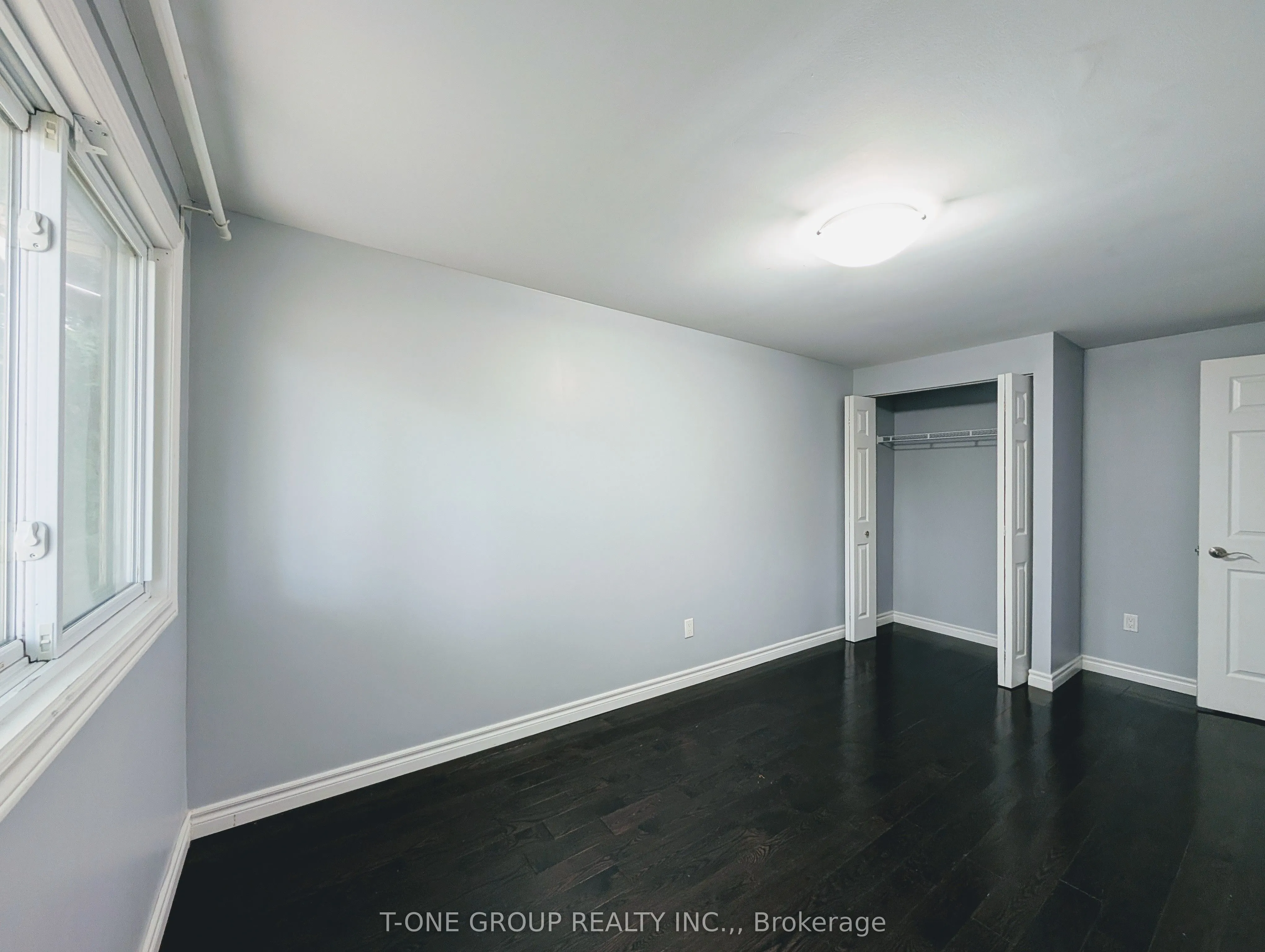 8 Camelot Way, #99