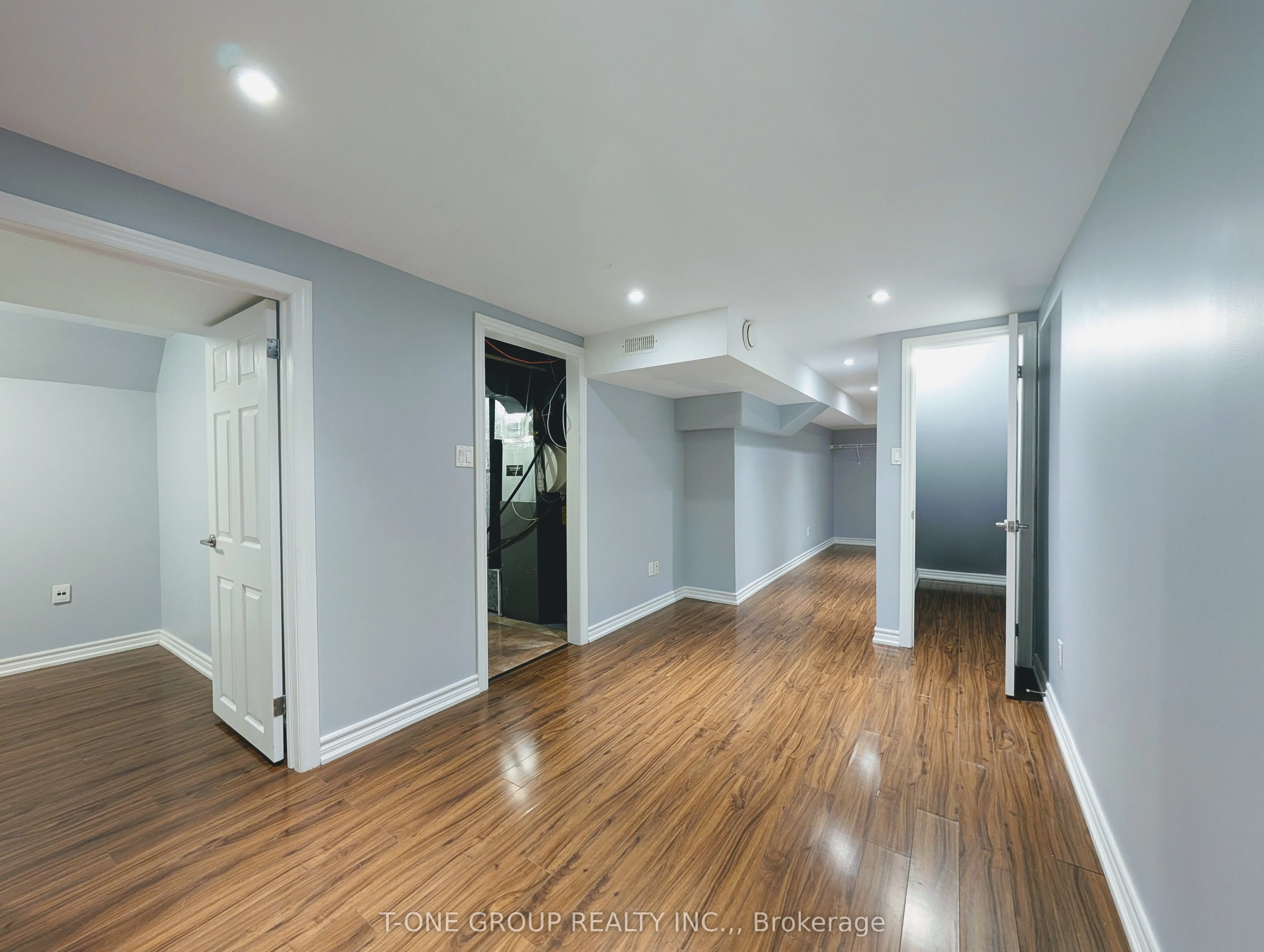 8 Camelot Way, #99