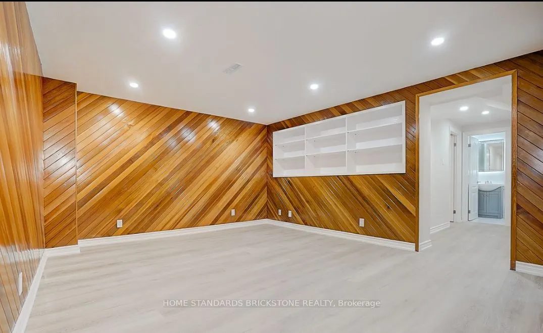 24 Barrington Crescent, #Basement