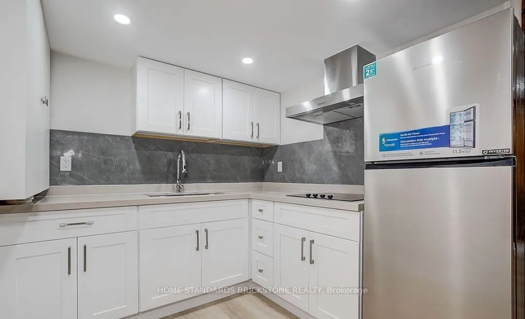 24 Barrington Crescent, #Basement
