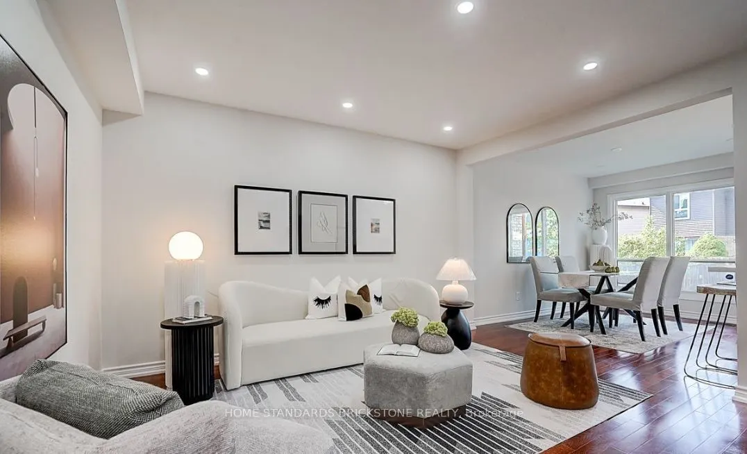 24 Barrington Crescent, #Main Floor