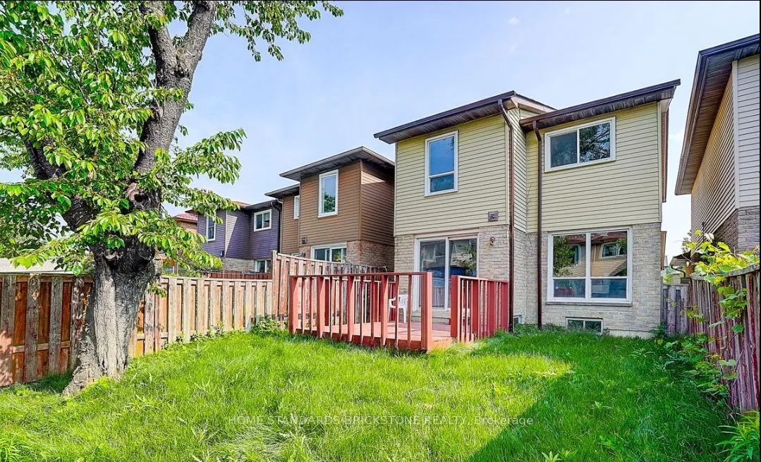 24 Barrington Crescent, #Main Floor
