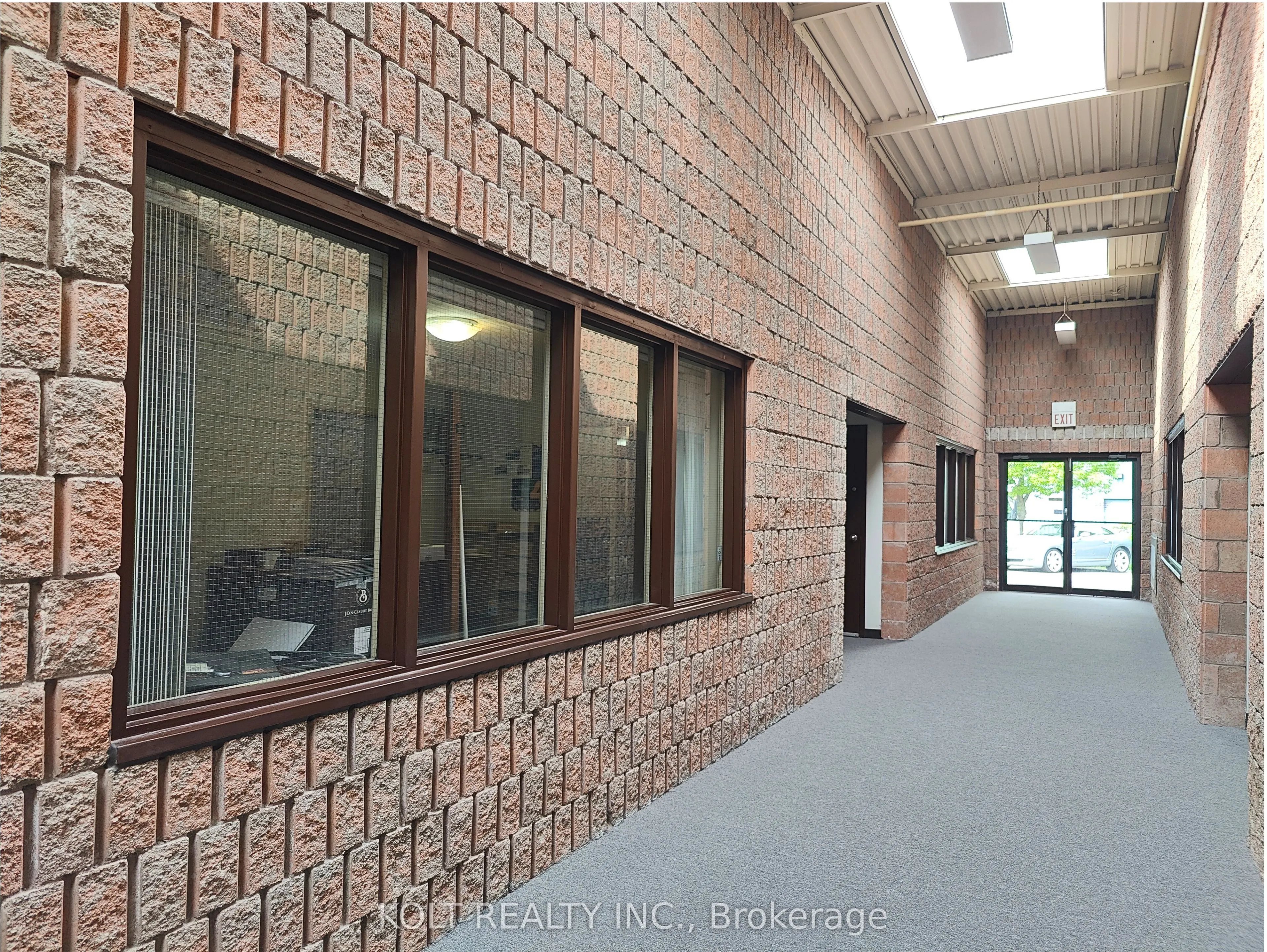 82 Sandiford Drive, #31