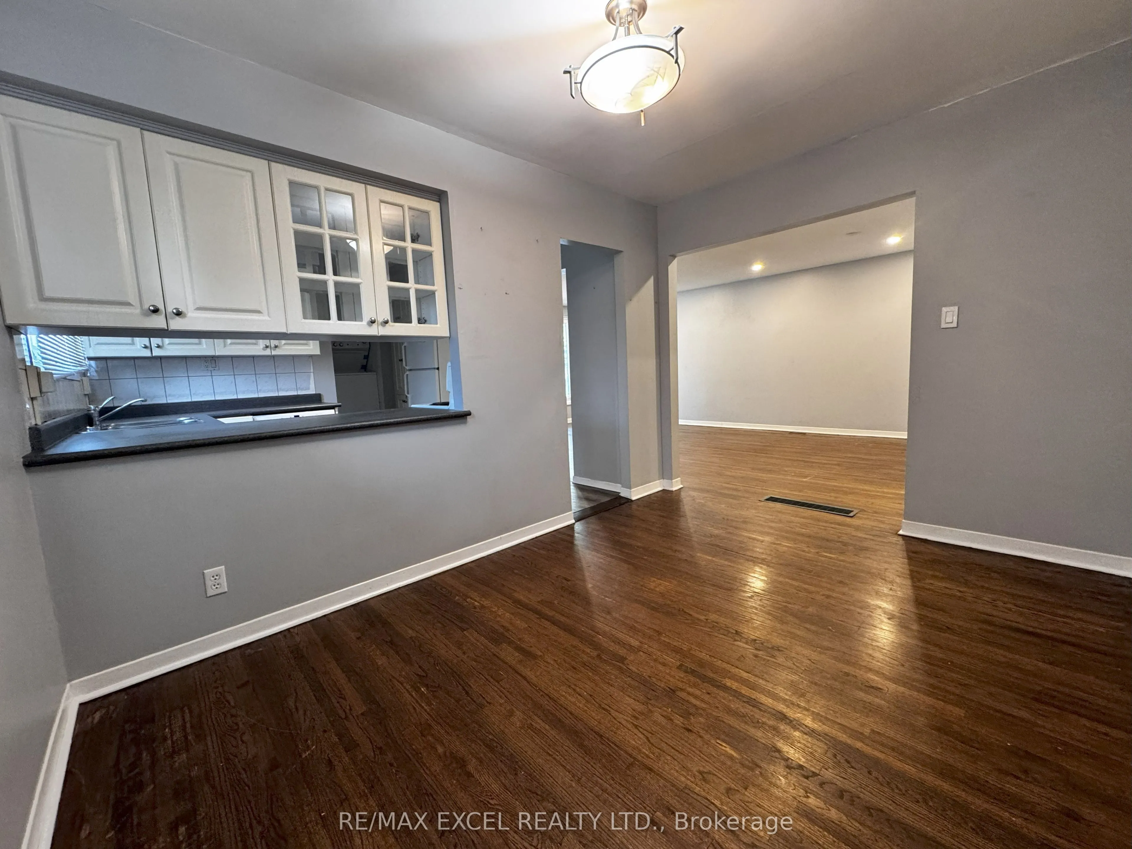 244 Demaine Crescent