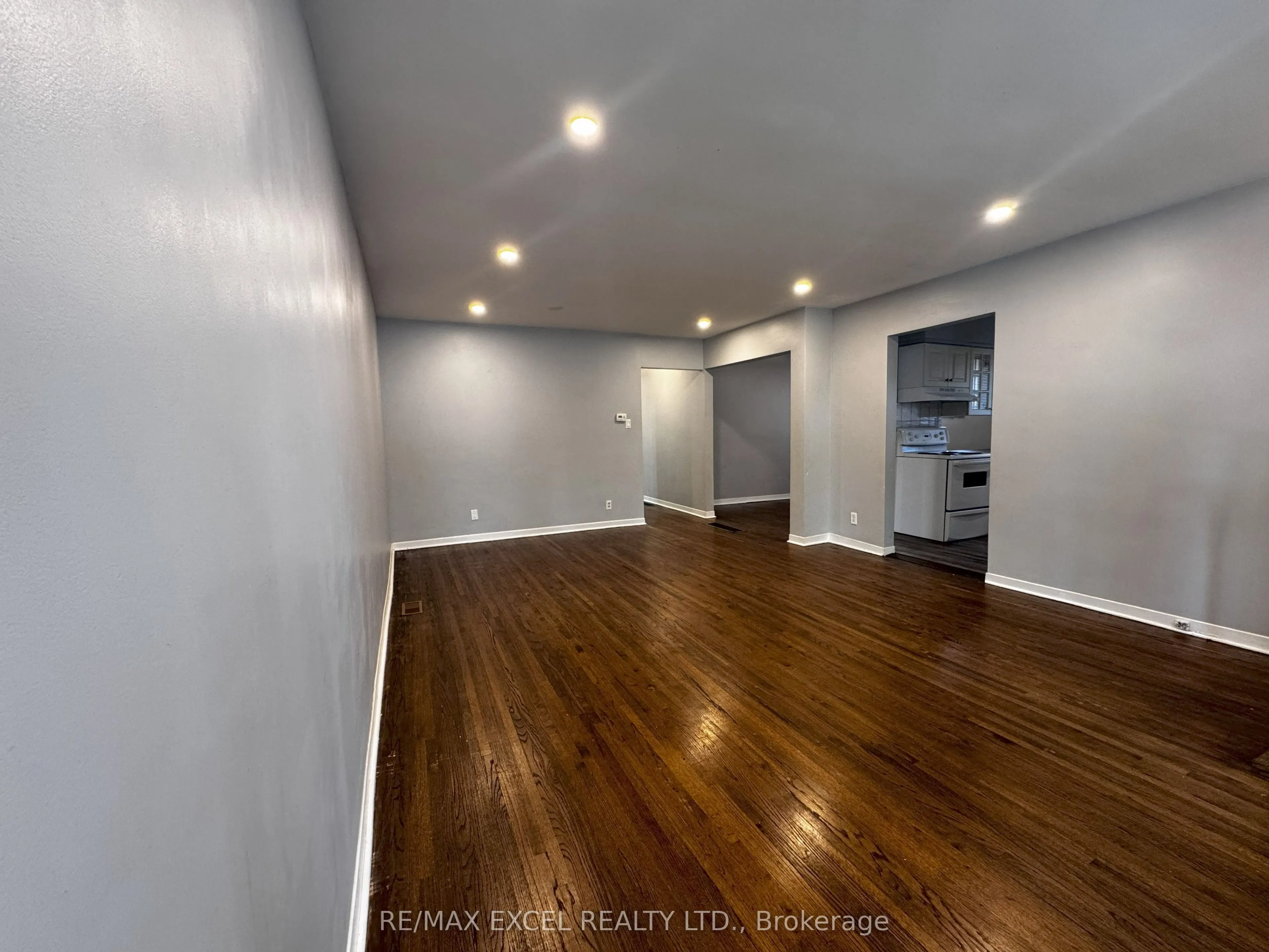 244 Demaine Crescent