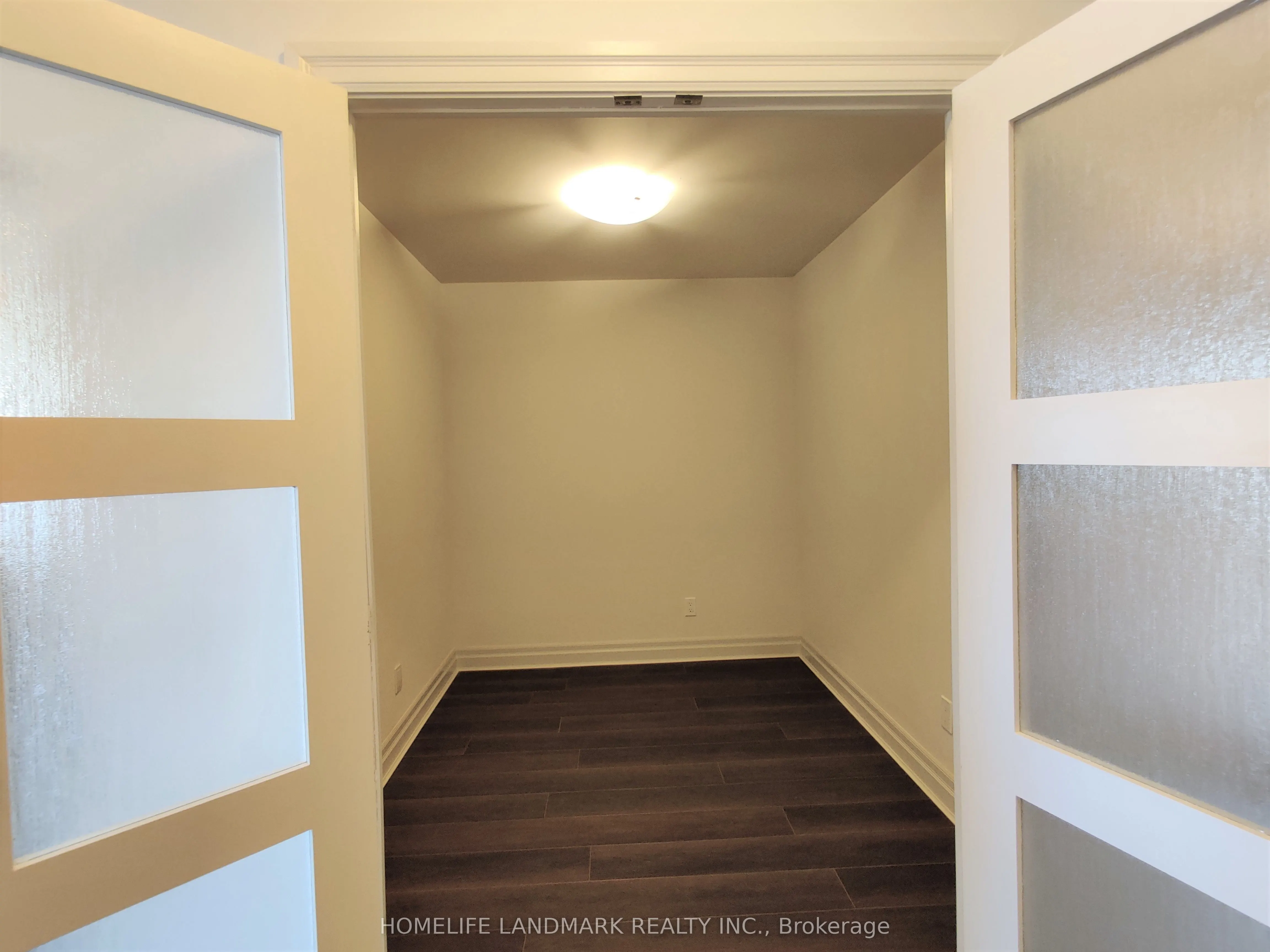 8110 Birchmount Road, #803